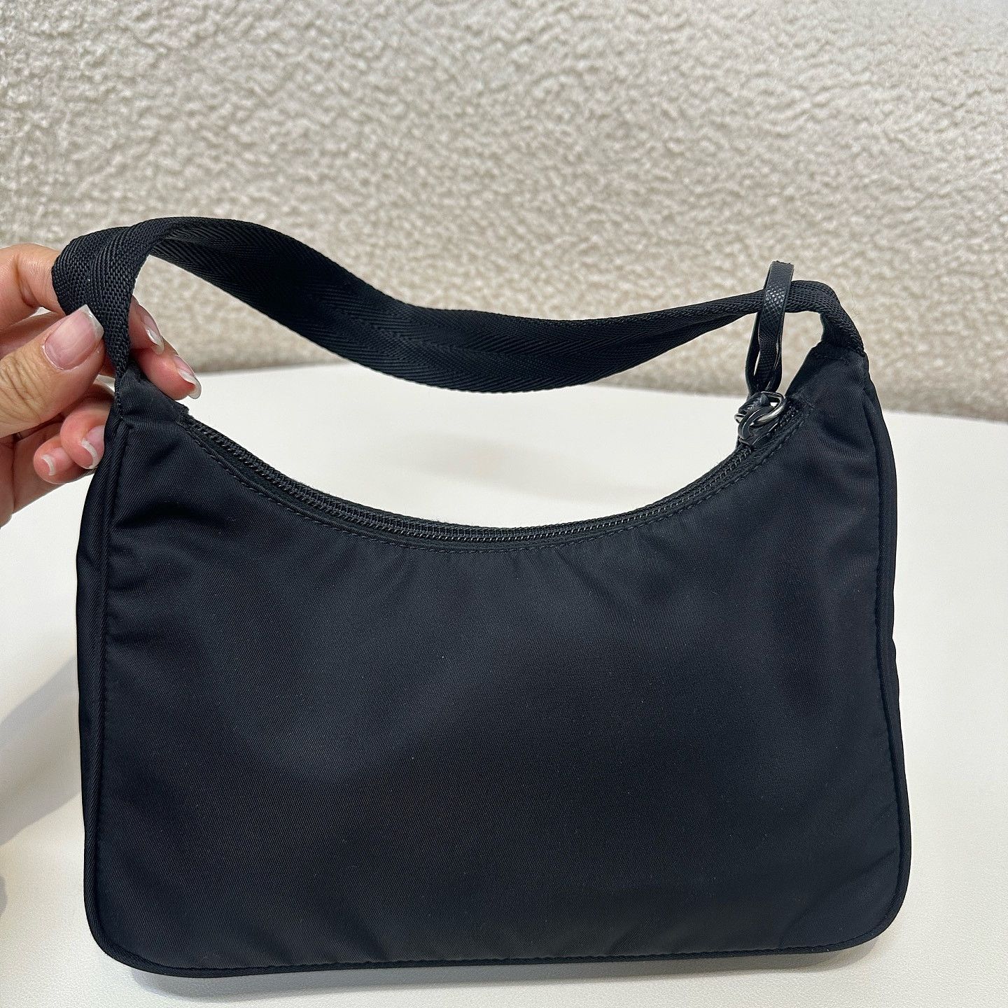 Prada Prada Re-Edition 2000 Nylon Shoulder Bag Size ONE SIZE - 11 Thumbnail