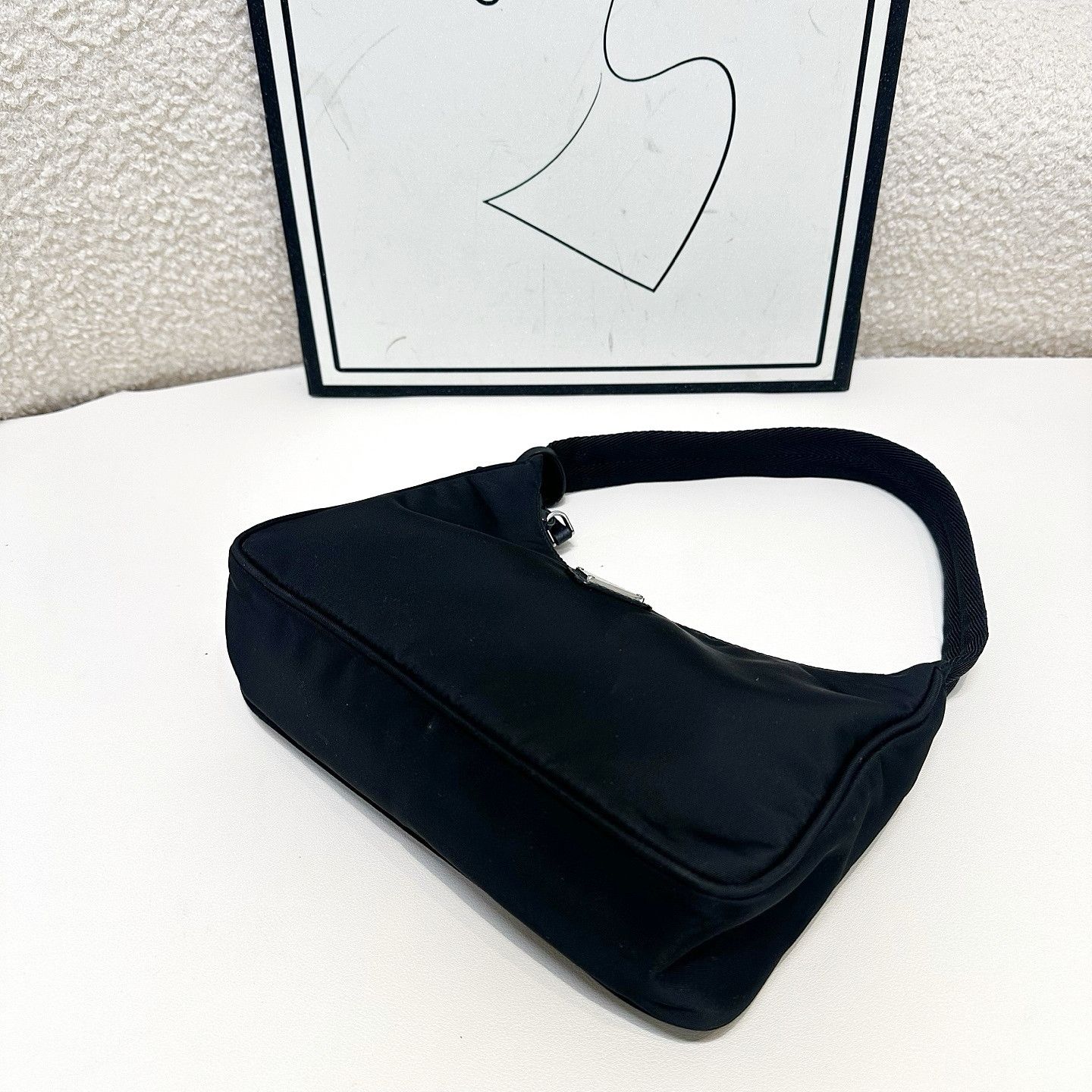 Prada Prada Re-Edition 2000 Nylon Shoulder Bag Size ONE SIZE - 7 Thumbnail
