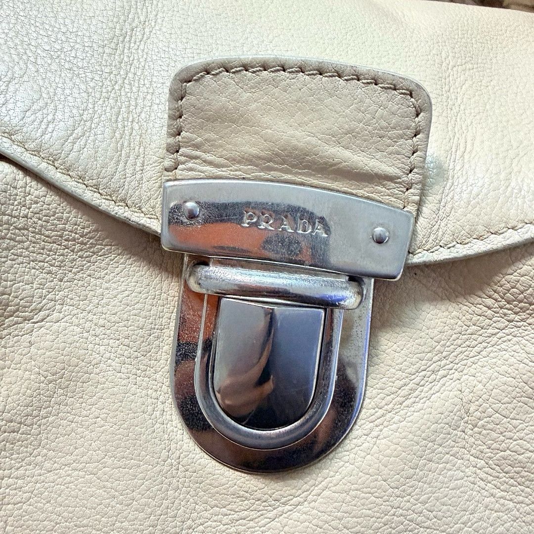 Prada Prada Cream Leather Handle Bag ONE SIZE Size ONE SIZE - 9 Thumbnail
