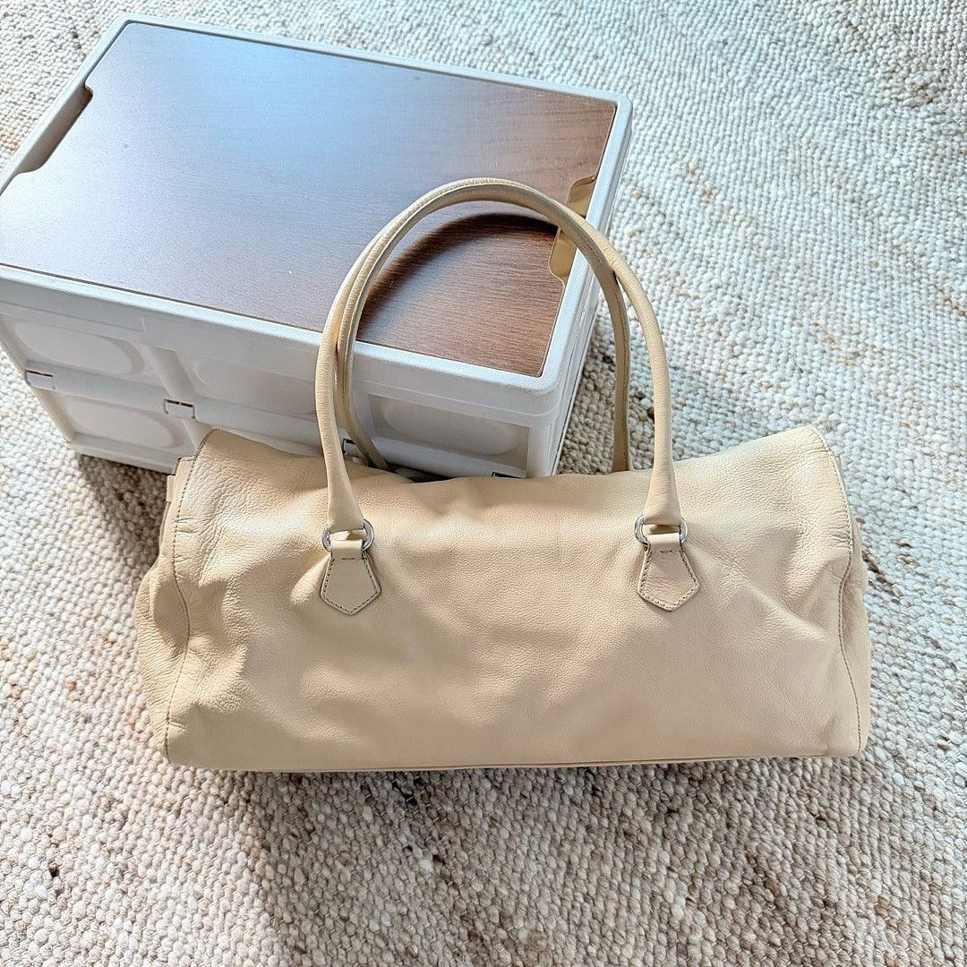 Prada Prada Cream Leather Handle Bag ONE SIZE Size ONE SIZE - 3 Thumbnail