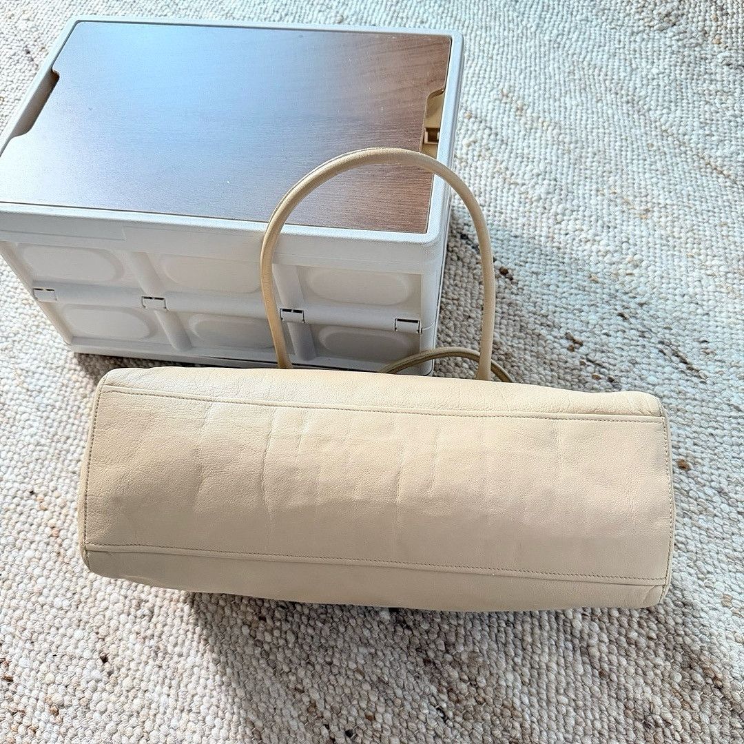 Prada Prada Cream Leather Handle Bag ONE SIZE Size ONE SIZE - 7 Thumbnail