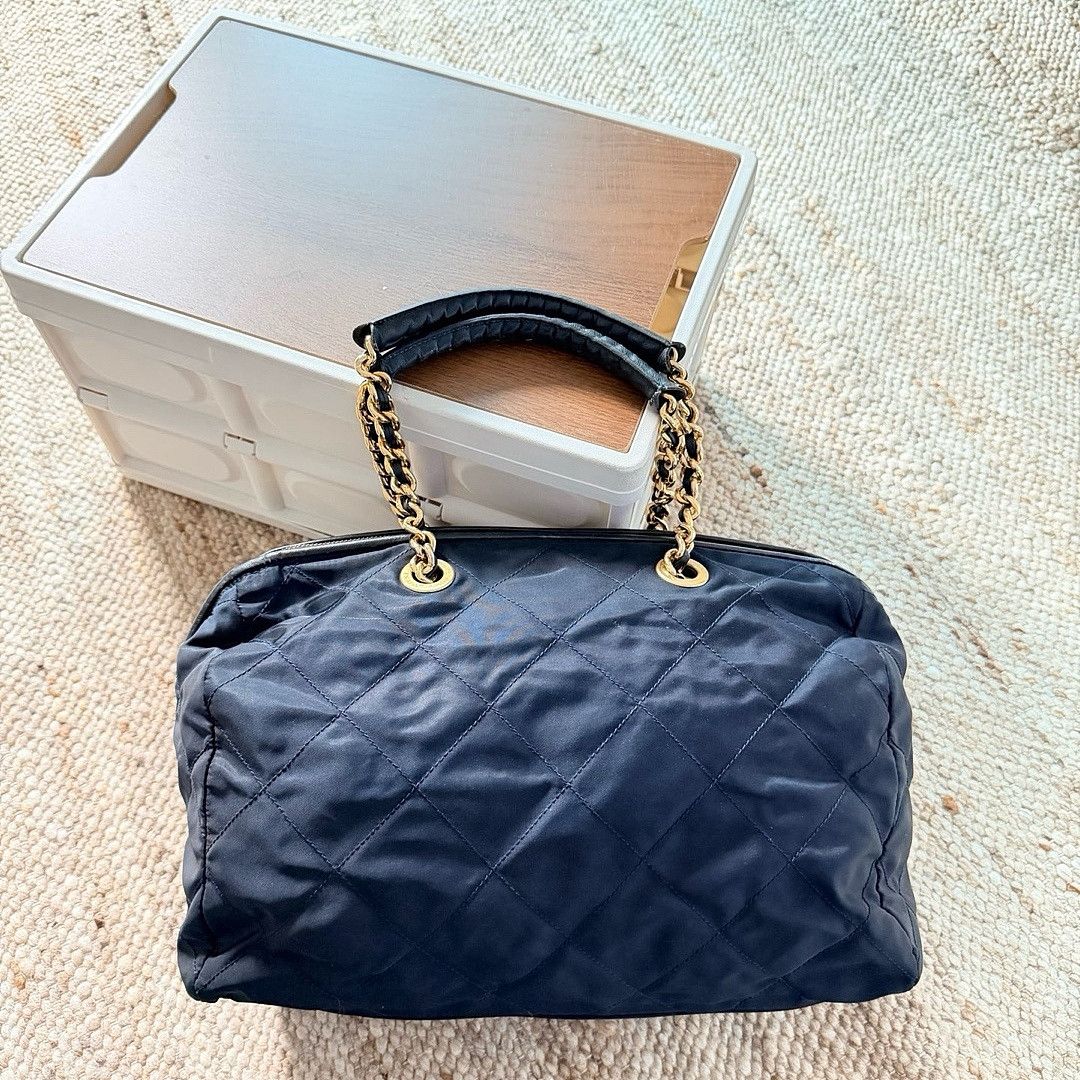 Prada Prada Quilted Chain Shoulder Bag Size ONE SIZE - 3 Thumbnail