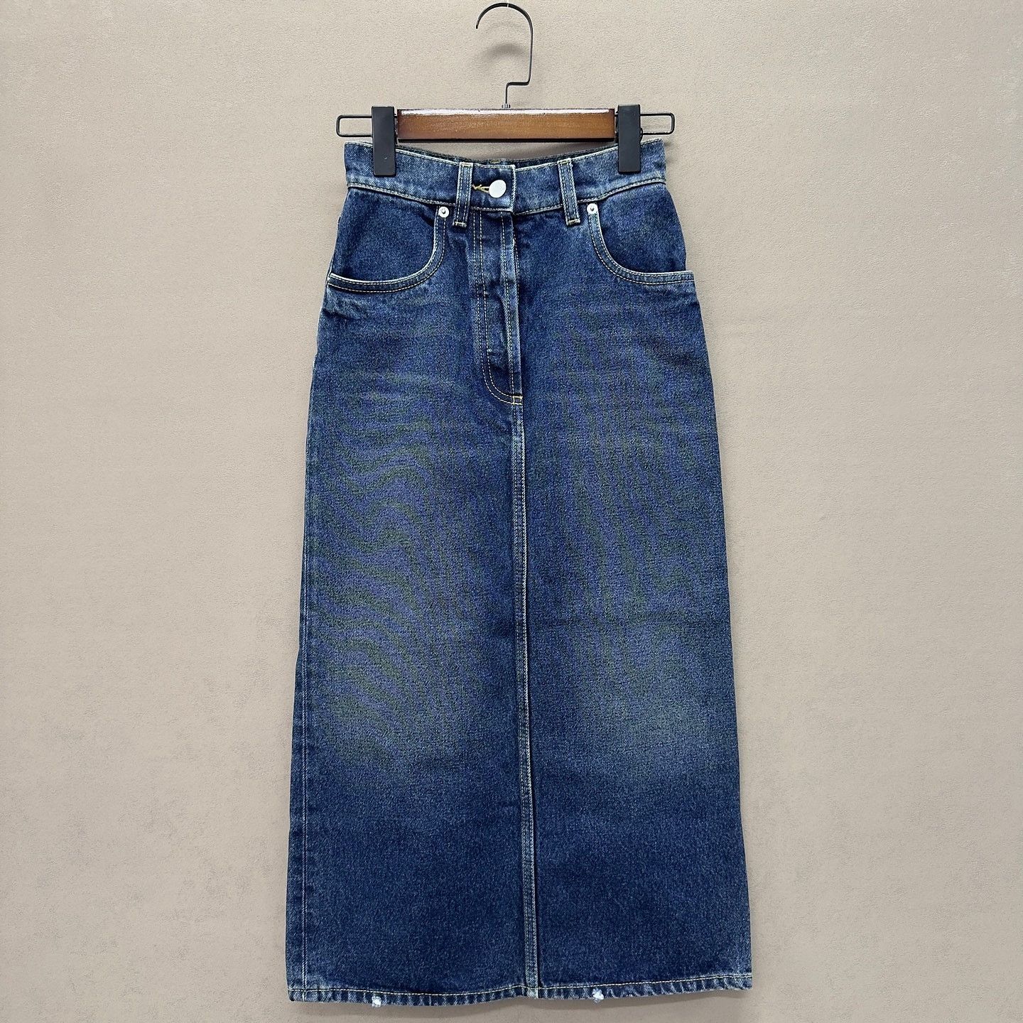 Prada Prada Logo Patch Denim Midi Skirt Size 36 Size 25" / US 0 / IT 36 - 5 Thumbnail