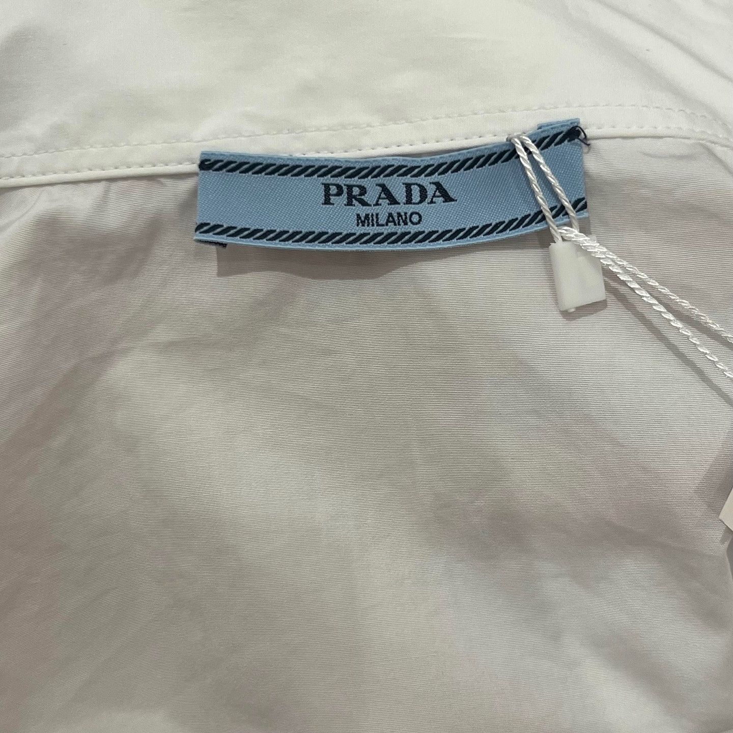 Prada Prada Logo Patch Cotton Short Sleeve Shirt Size S Size US S / EU 44-46 / 1 - 3 Thumbnail