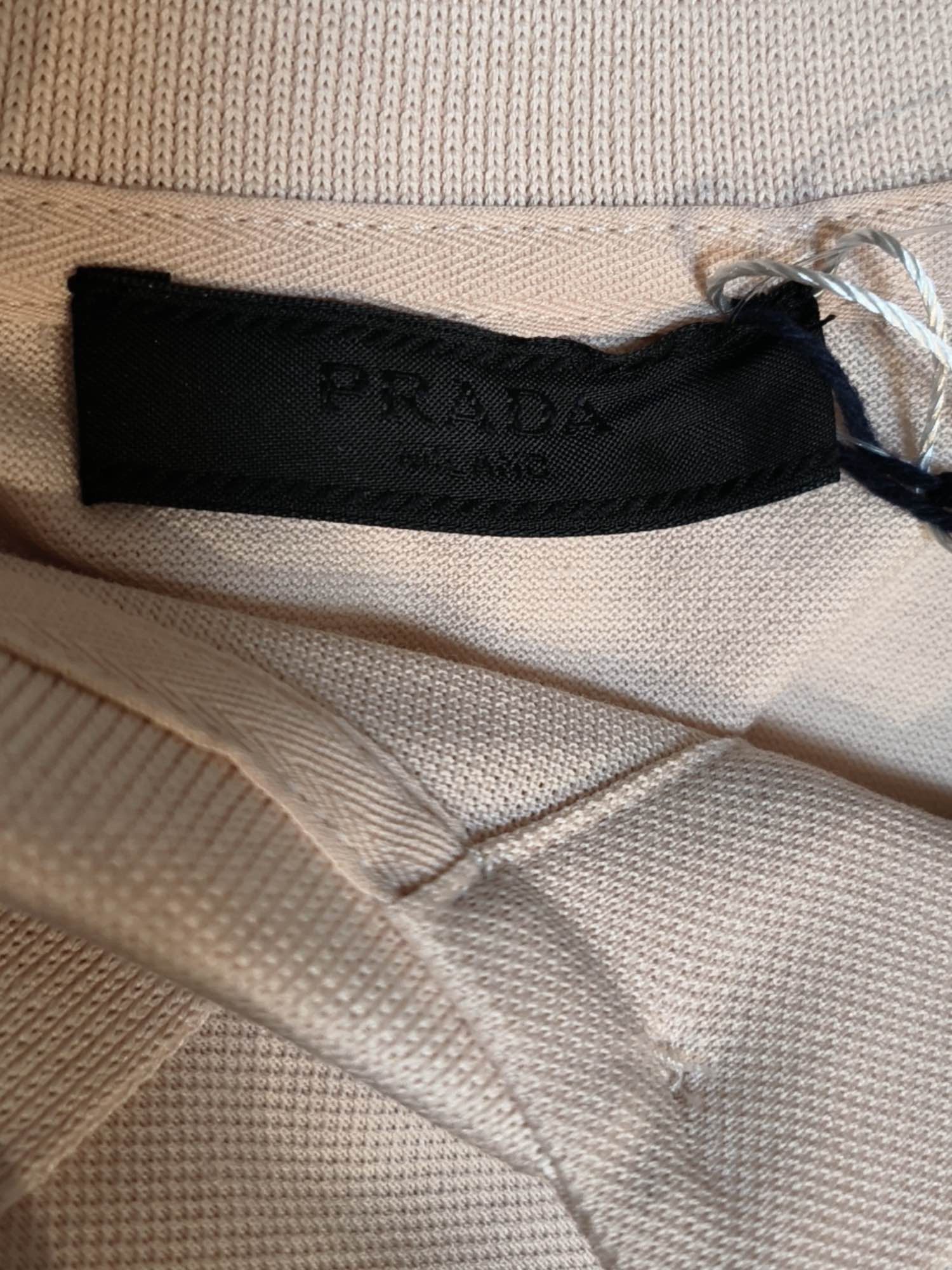 Prada Prada Logo Patch Polo Shirt Size L Size US L / EU 52-54 / 3 - 3 Thumbnail