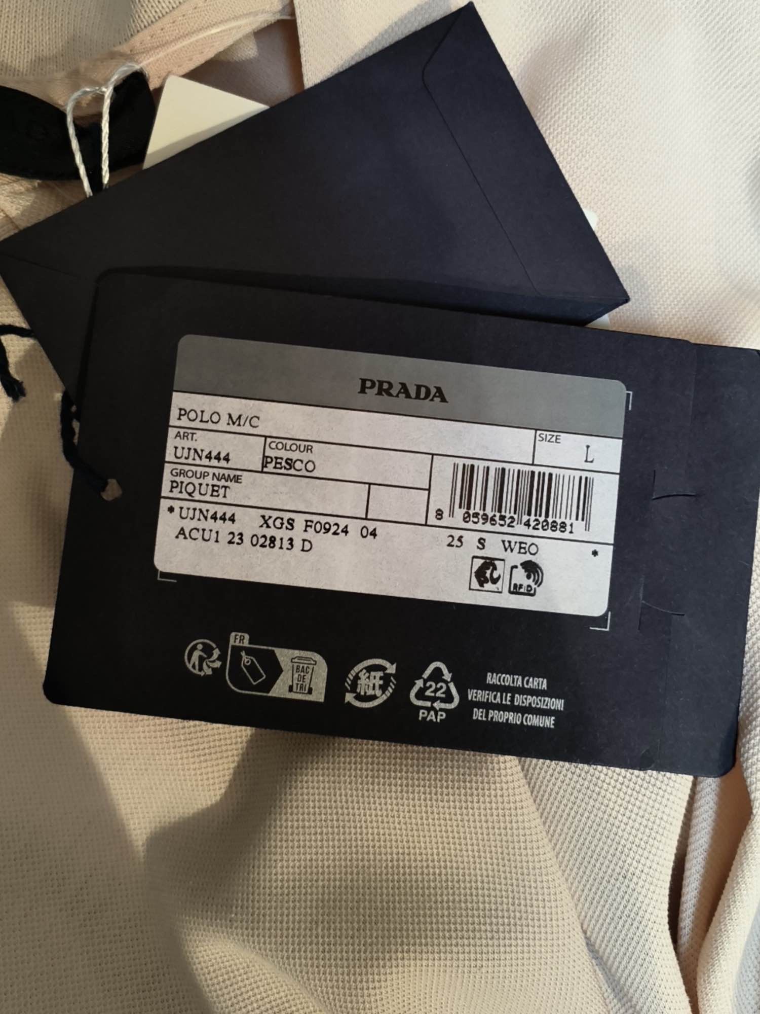 Prada Prada Logo Patch Polo Shirt Size L Size US L / EU 52-54 / 3 - 5 Thumbnail