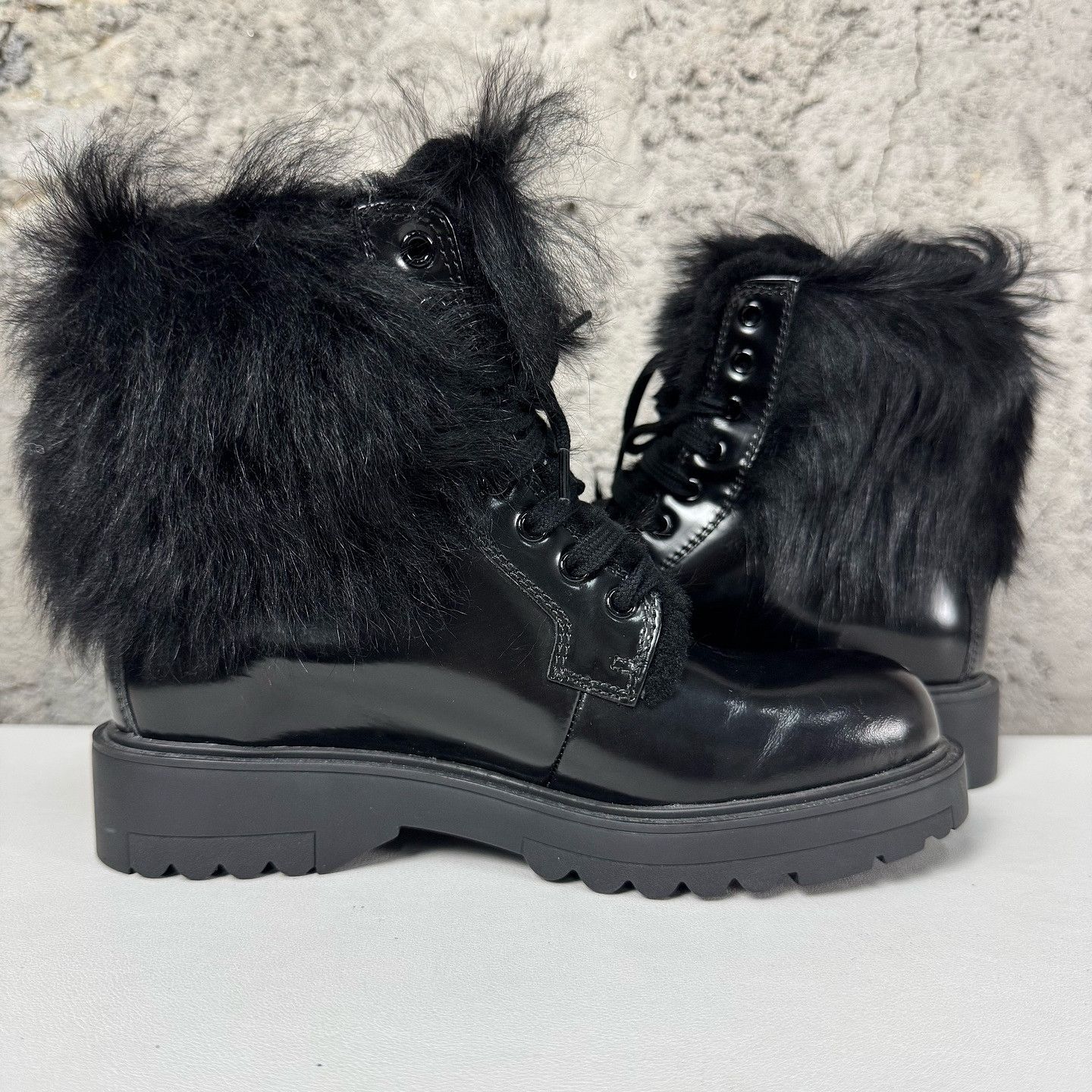 Prada Prada Black Fur Trim Lace Up Boots Size 35 Size US 5 / IT 35 - 8 Thumbnail