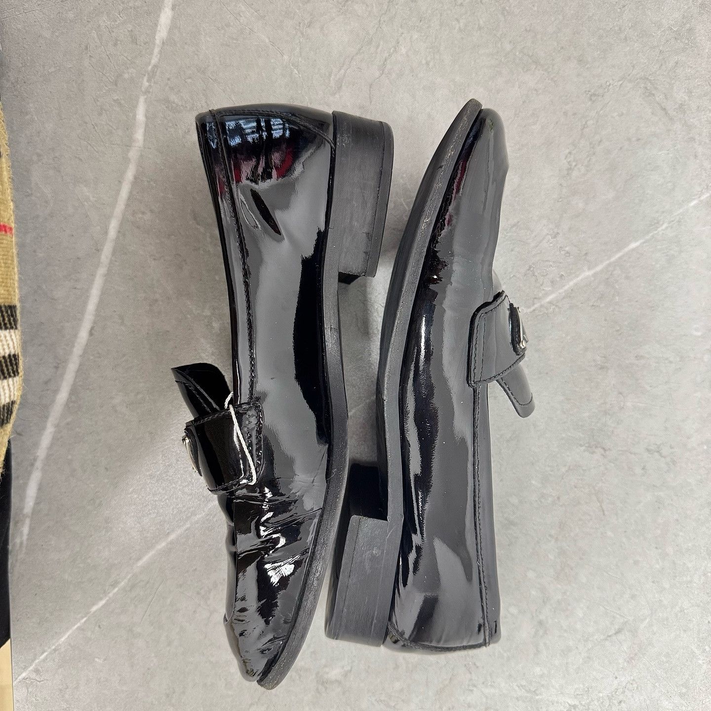 Prada Prada Patent Leather Triangle Logo Loafers Size 38.5 Size US 8.5 / IT 38.5 - 5 Thumbnail