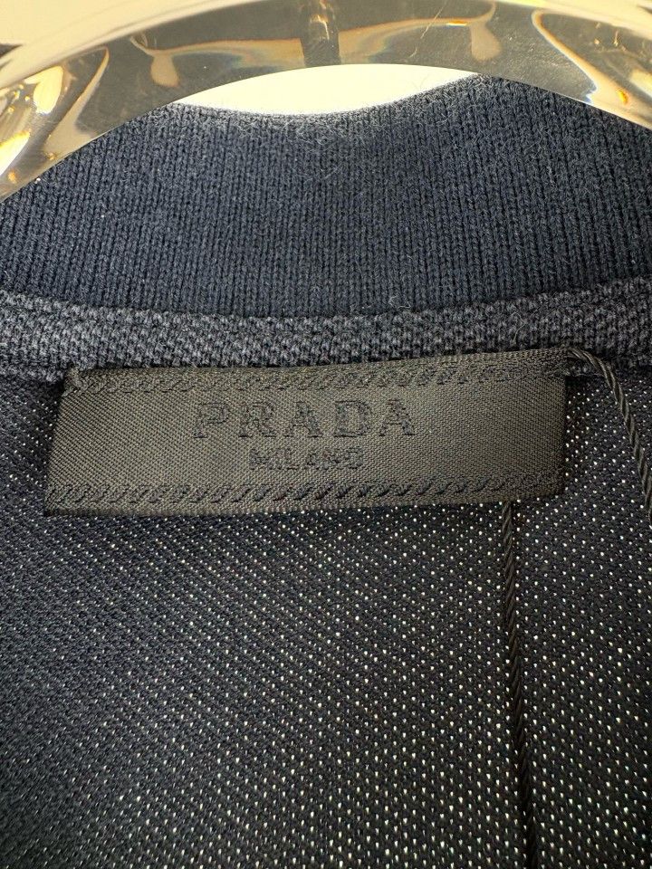 Prada Prada Logo Patch Polo Shirt Size S Size US S / EU 44-46 / 1 - 3 Thumbnail