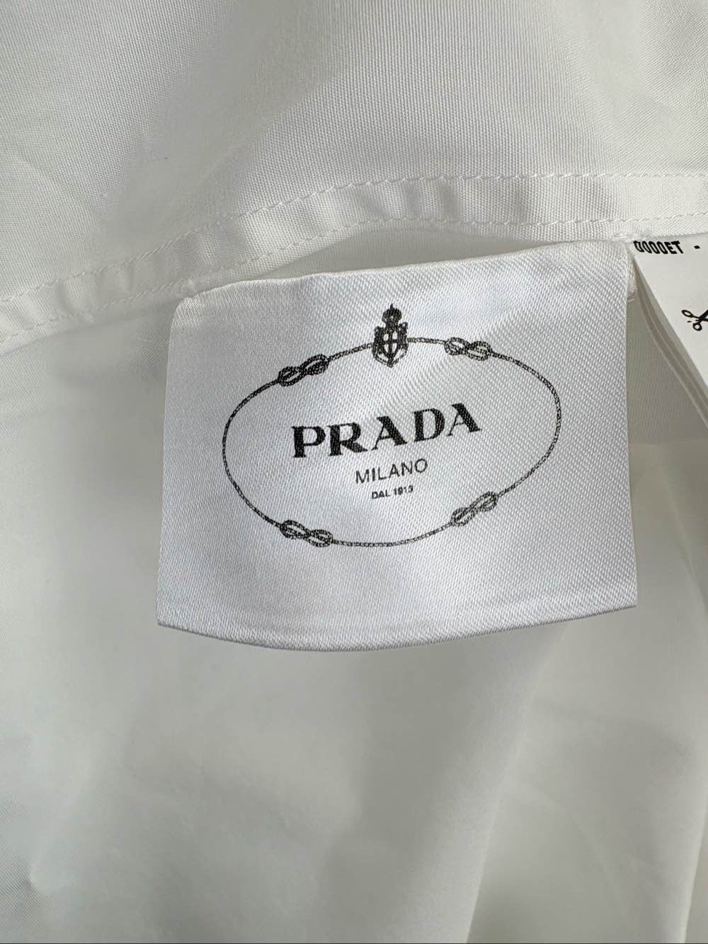 Prada Prada Rose Print Button Up Shirt Size L Size US S / EU 44-46 / 1 - 3 Thumbnail