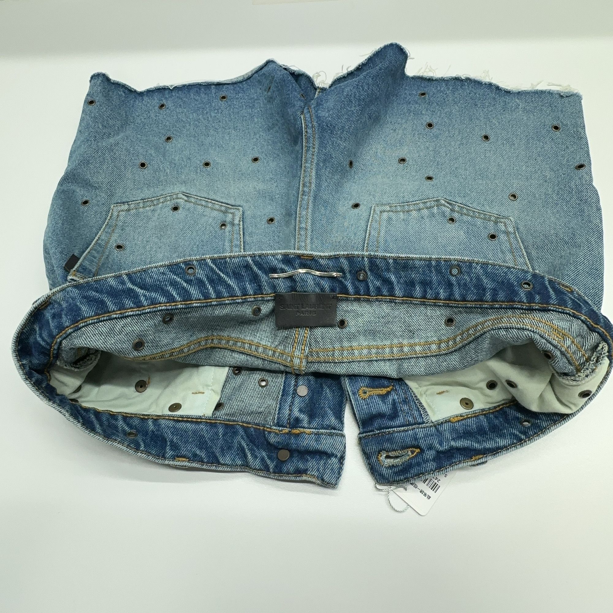 Saint Laurent Paris Saint Laurent Grommet Frayed Denim Shorts Size 31 Size 31" - 6 Thumbnail