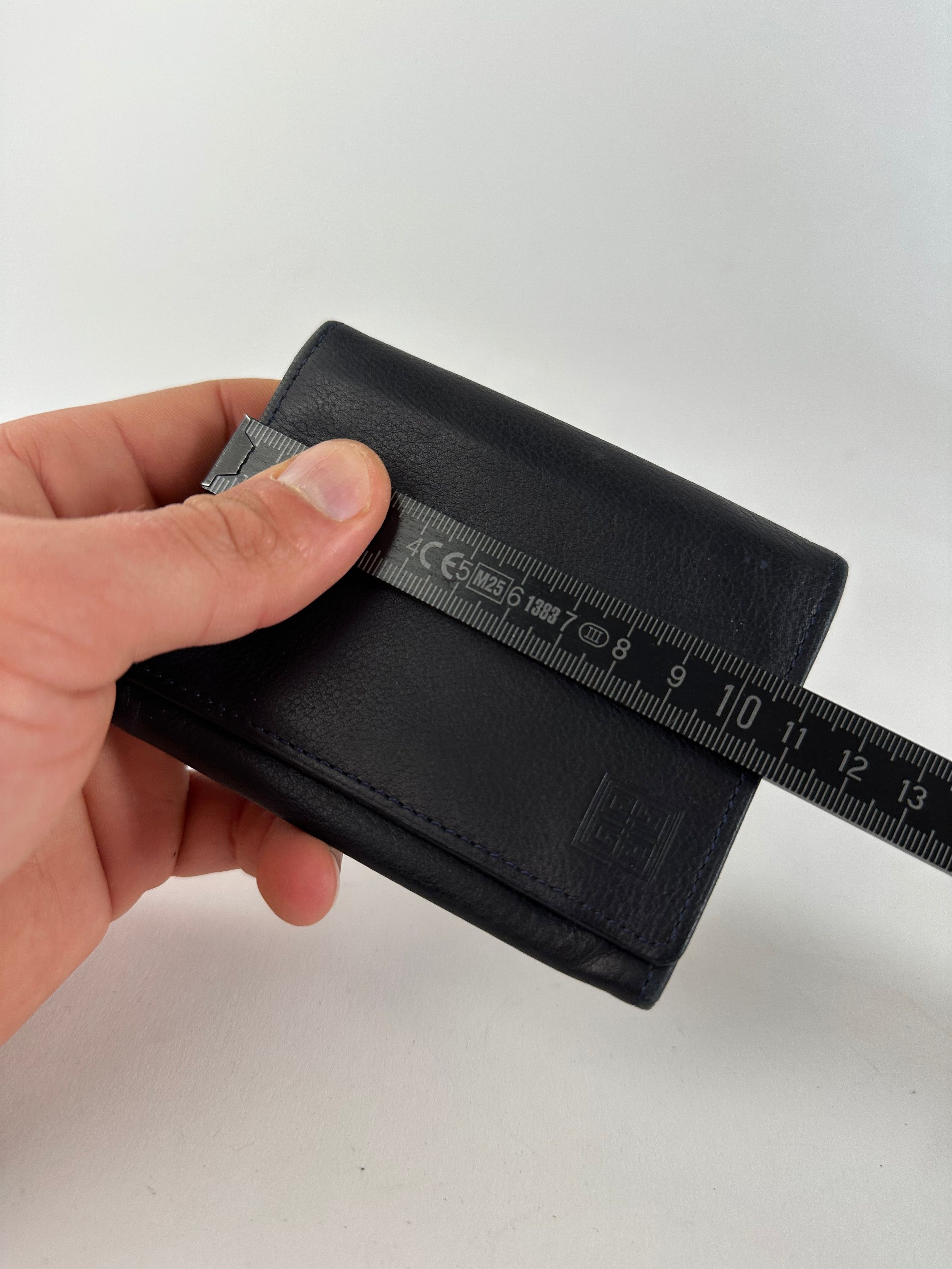 Givenchy Vintage 4G Logo Leather Bifold Wallet Navy Size ONE SIZE - 6 Thumbnail