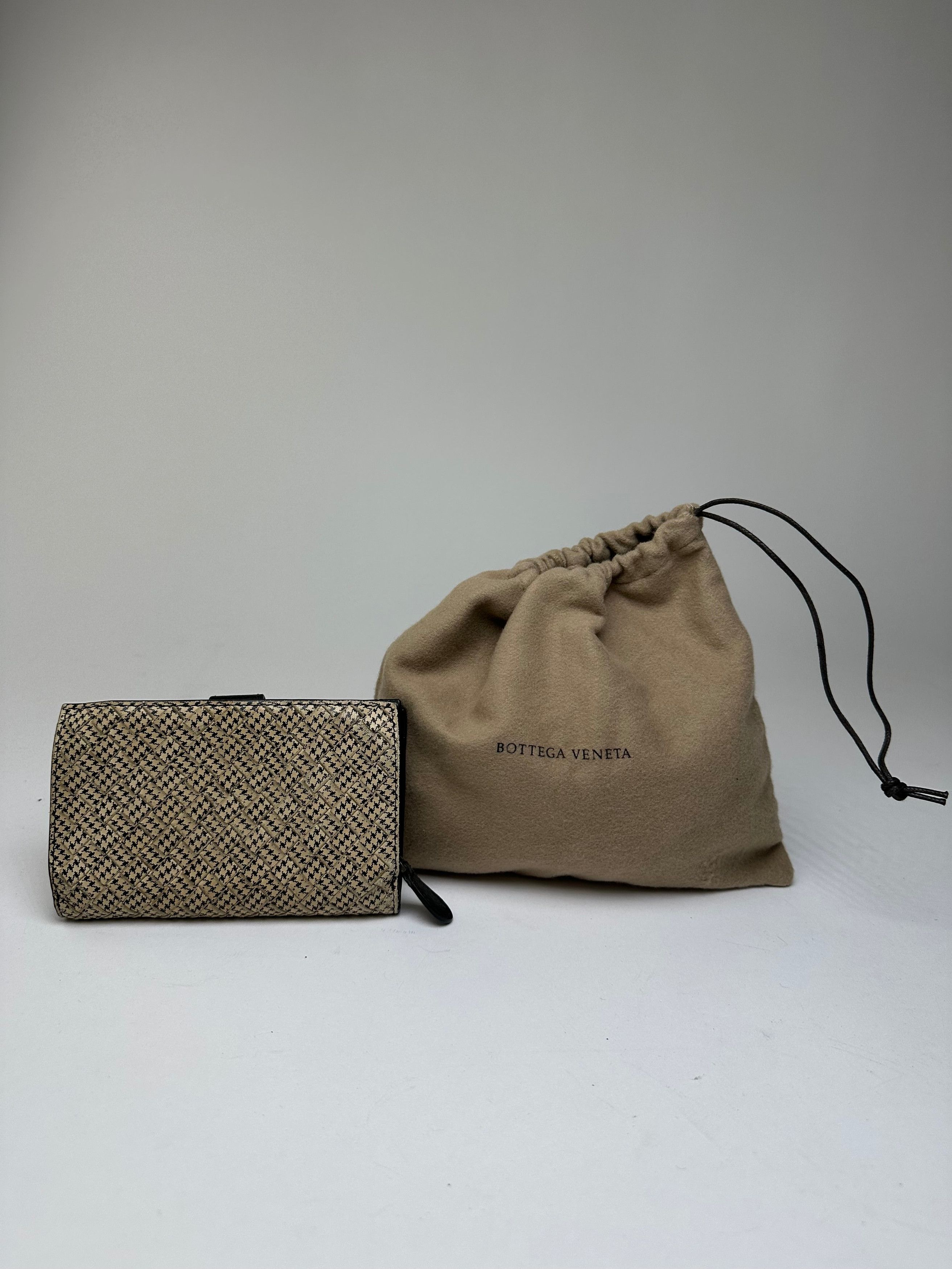 Bottega Veneta Vintage Woven Raffia Bifold Wallet Natural Size ONE SIZE - 2 Thumbnail