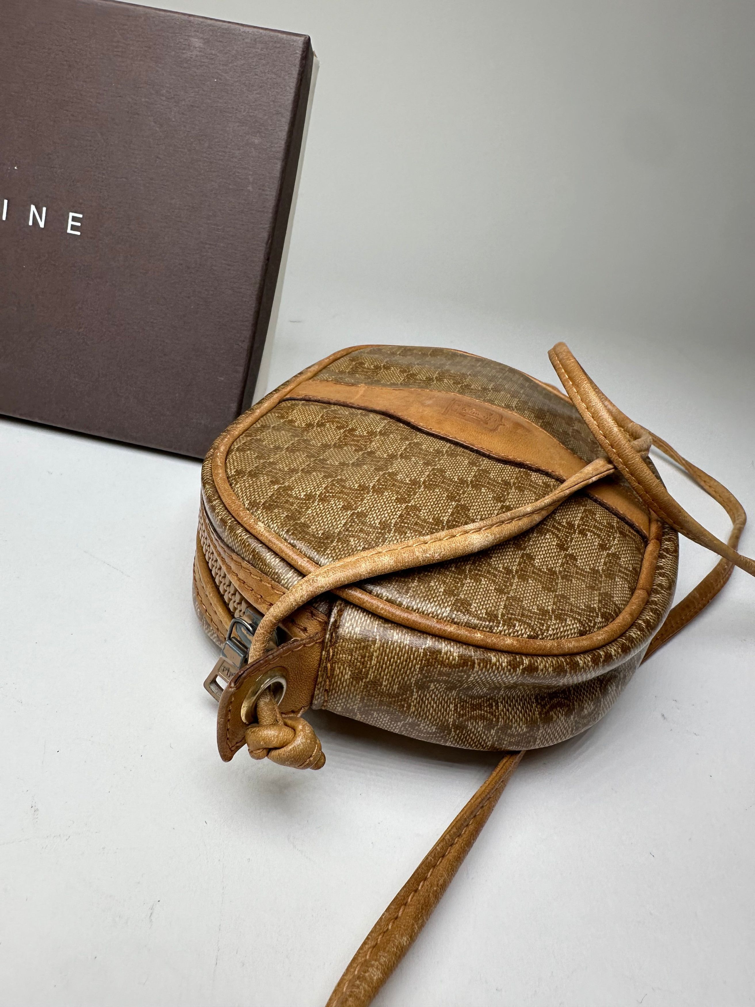 Celine Vintage Macadam Canvas Camera Crossbody Bag Beige Size ONE SIZE - 5 Thumbnail