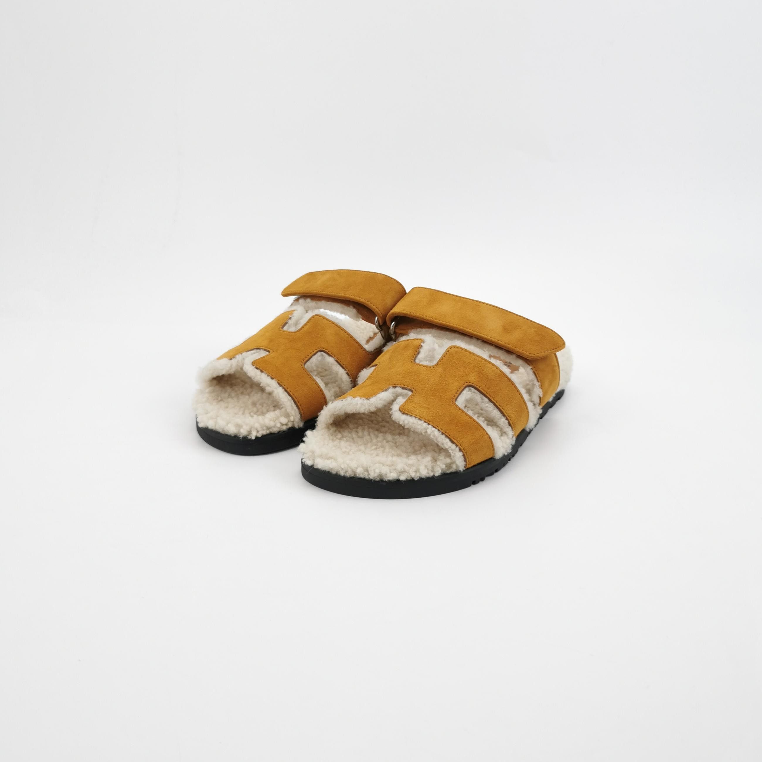 Hermes Hermes Women 7-5 Sandals Size US 7.5 / IT 37.5 - 2 Thumbnail