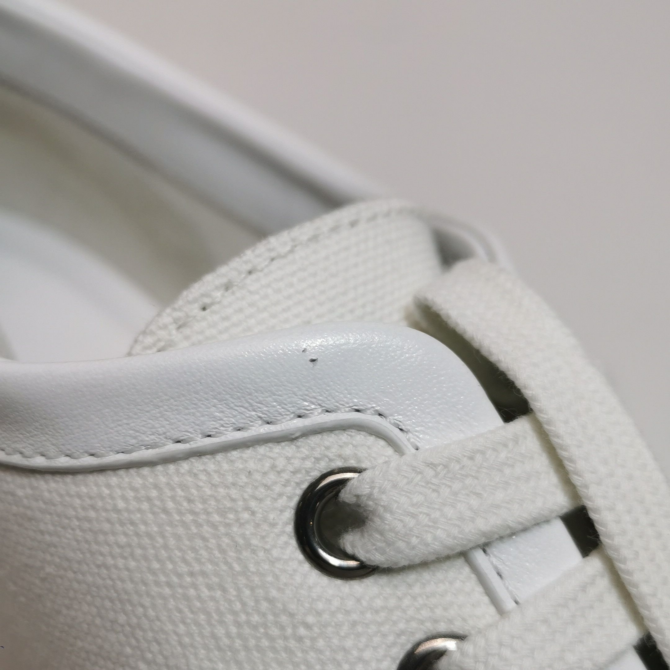 Hermes Hermes Women 7 Lowtop Sneakers Size US 7 / IT 37 - 10 Thumbnail