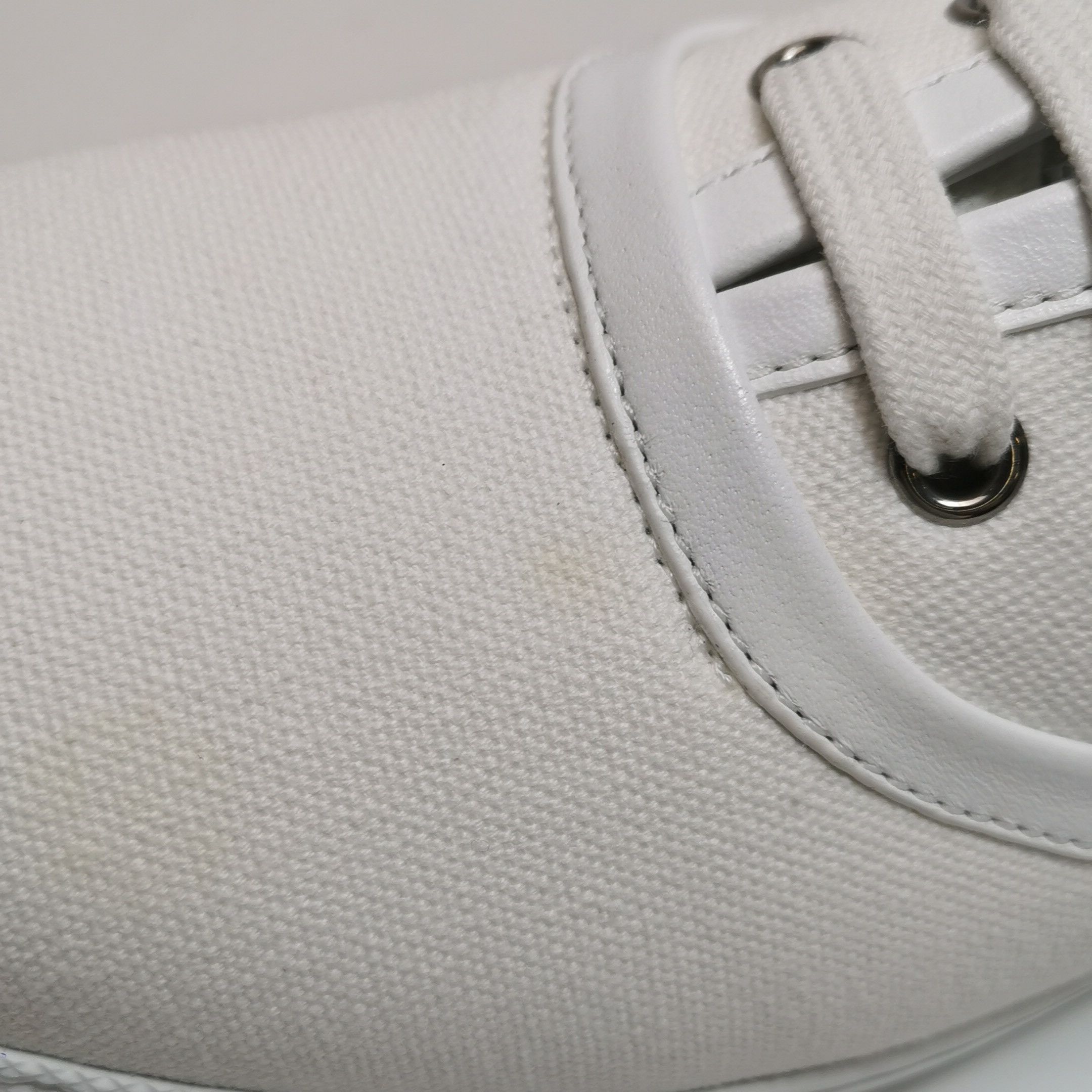 Hermes Hermes Women 7 Lowtop Sneakers Size US 7 / IT 37 - 7 Thumbnail