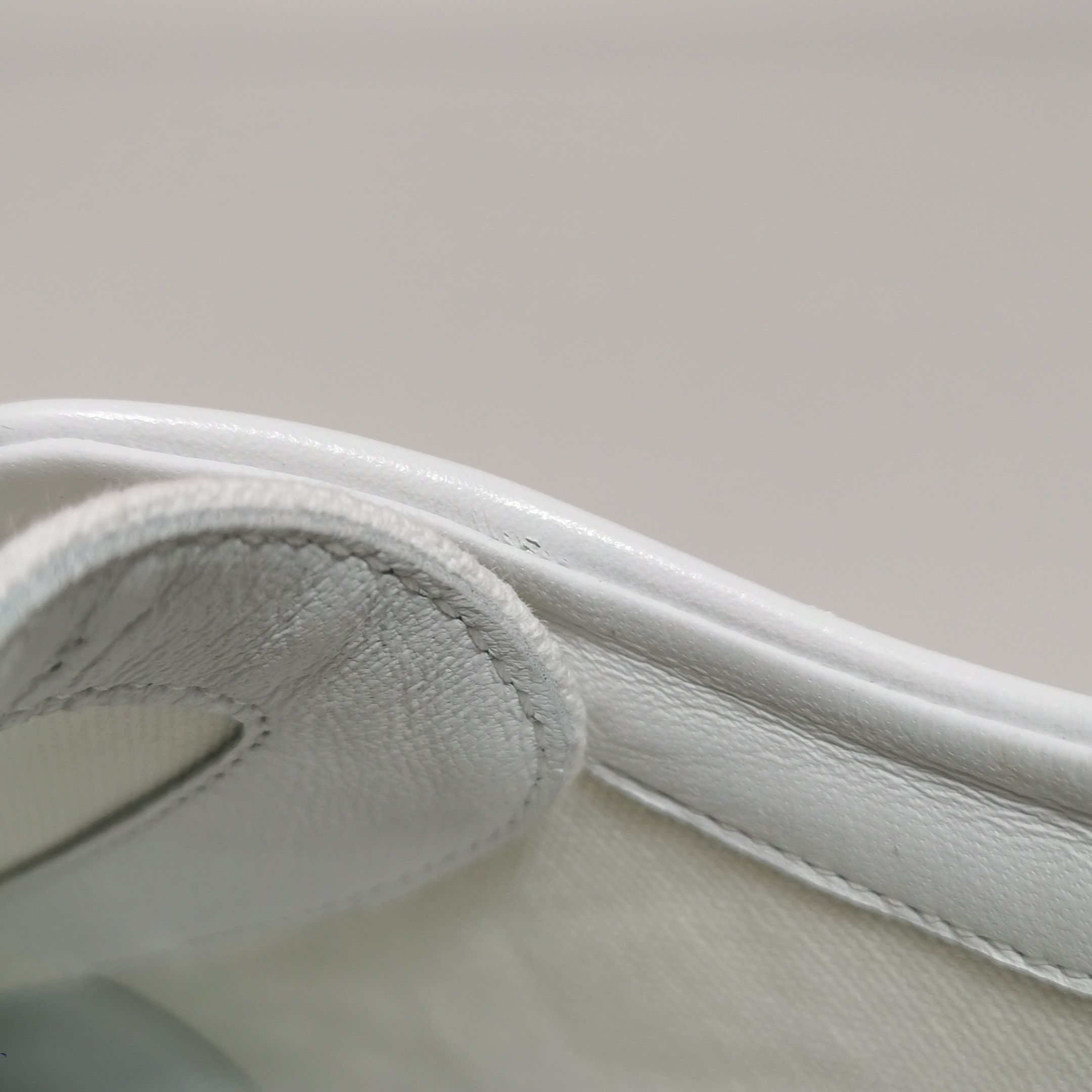 Hermes Hermes Women 7 Lowtop Sneakers Size US 7 / IT 37 - 11 Thumbnail