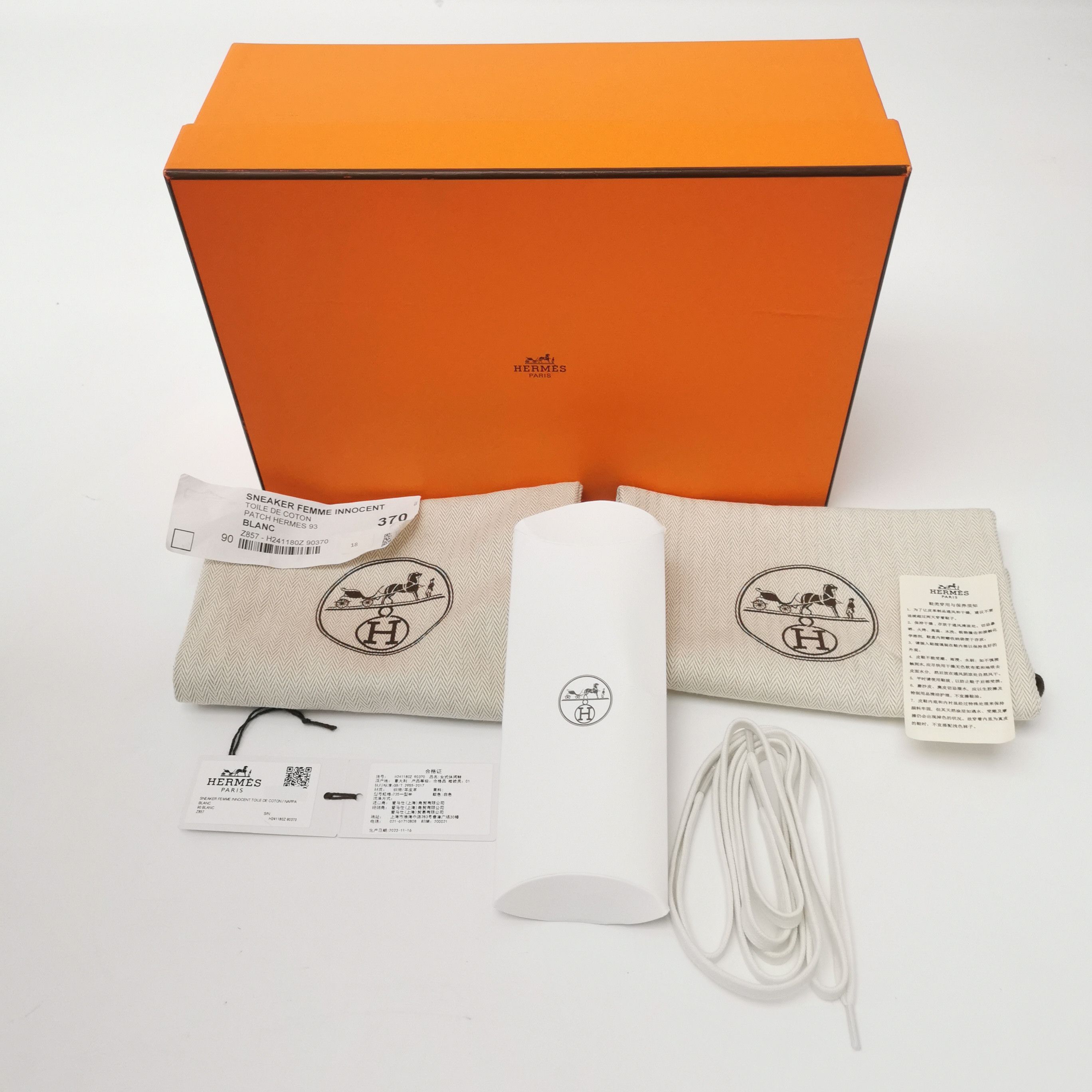 Hermes Hermes Women 7 Lowtop Sneakers Size US 7 / IT 37 - 6 Thumbnail