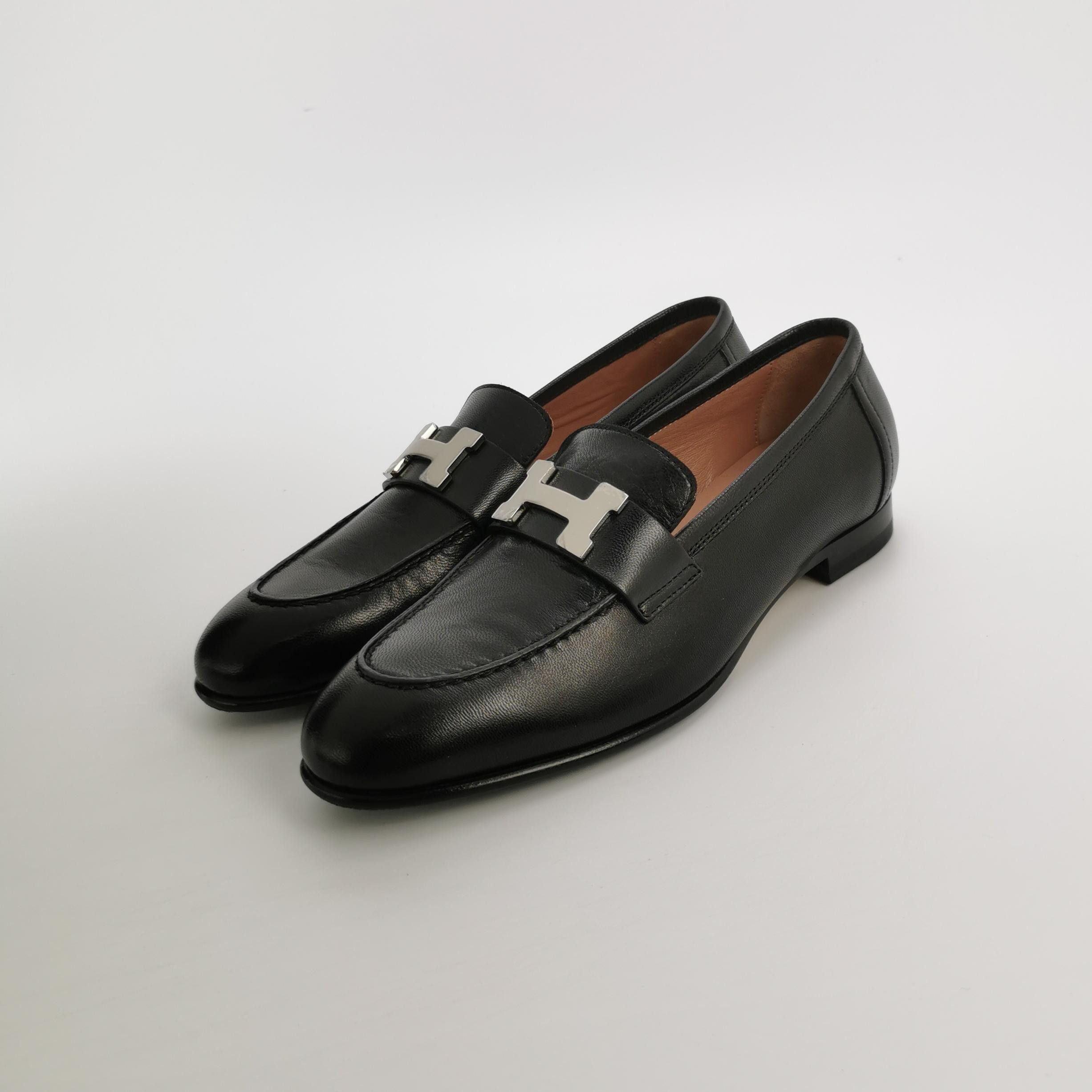 Hermes Hermes Women 5 Flats Size US 5 / IT 35 - 2 Thumbnail