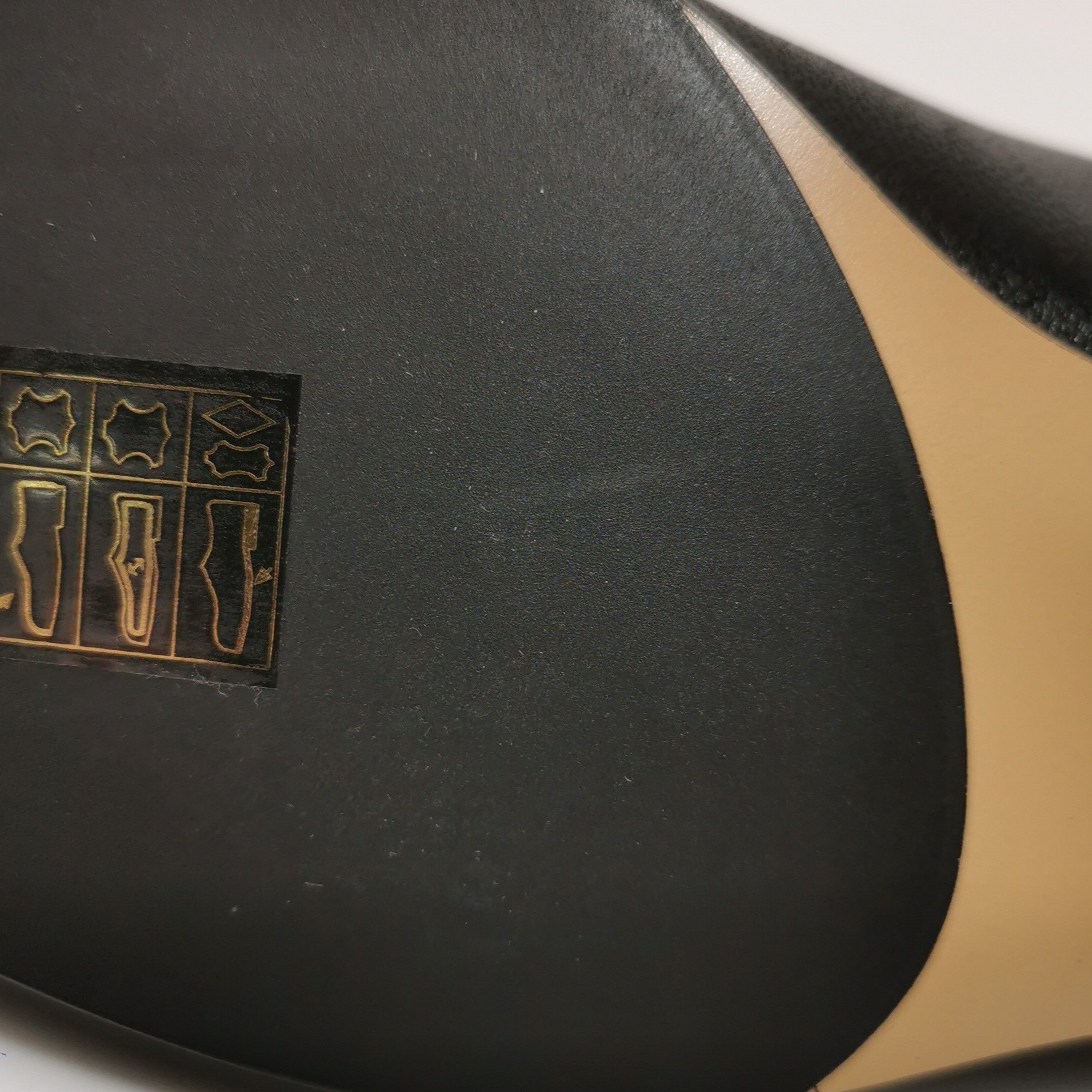 Hermes Hermes Women 5 Flats Size US 5 / IT 35 - 9 Thumbnail