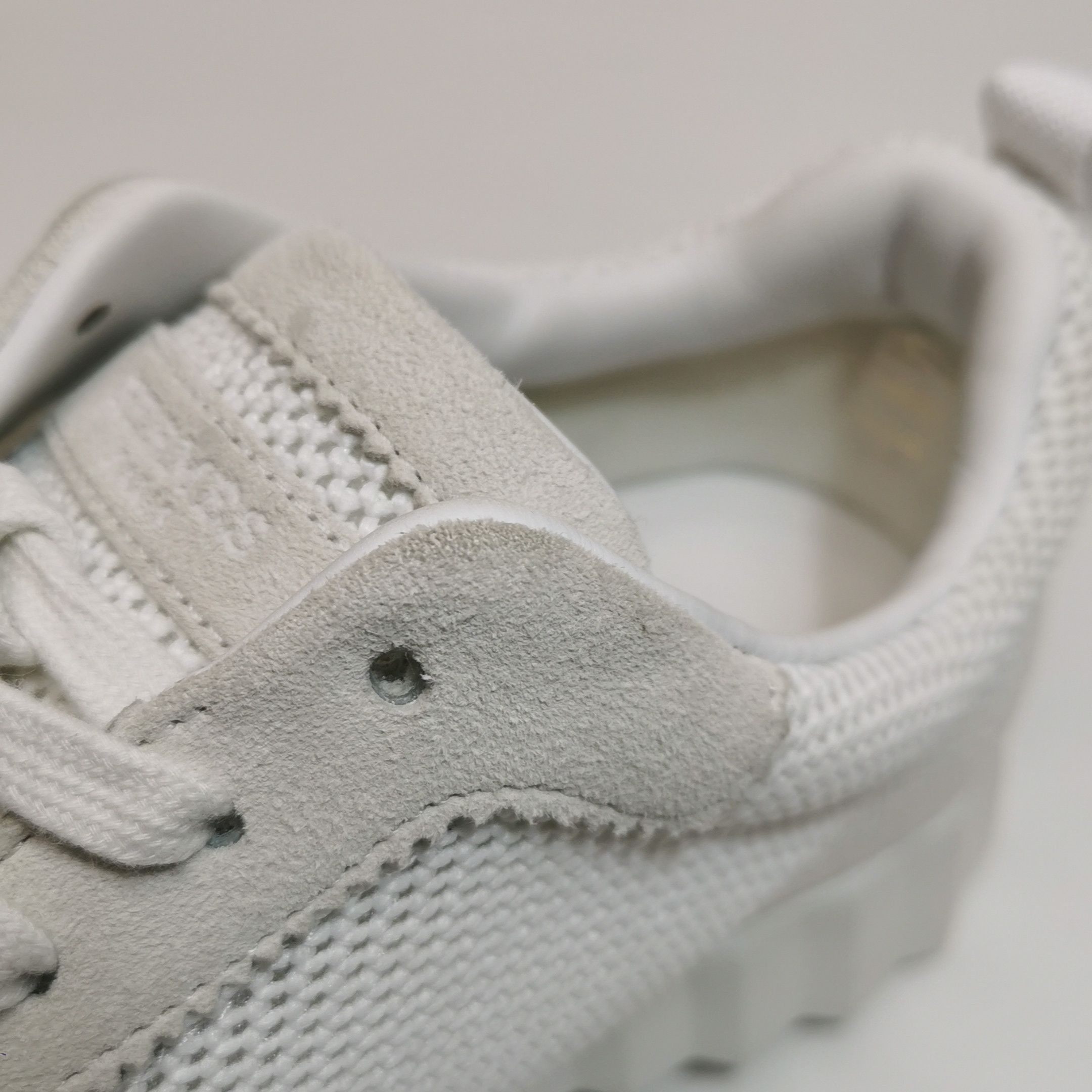 Hermes Hermes Women 7-5 Lowtop Sneakers Size US 7.5 / IT 37.5 - 7 Thumbnail