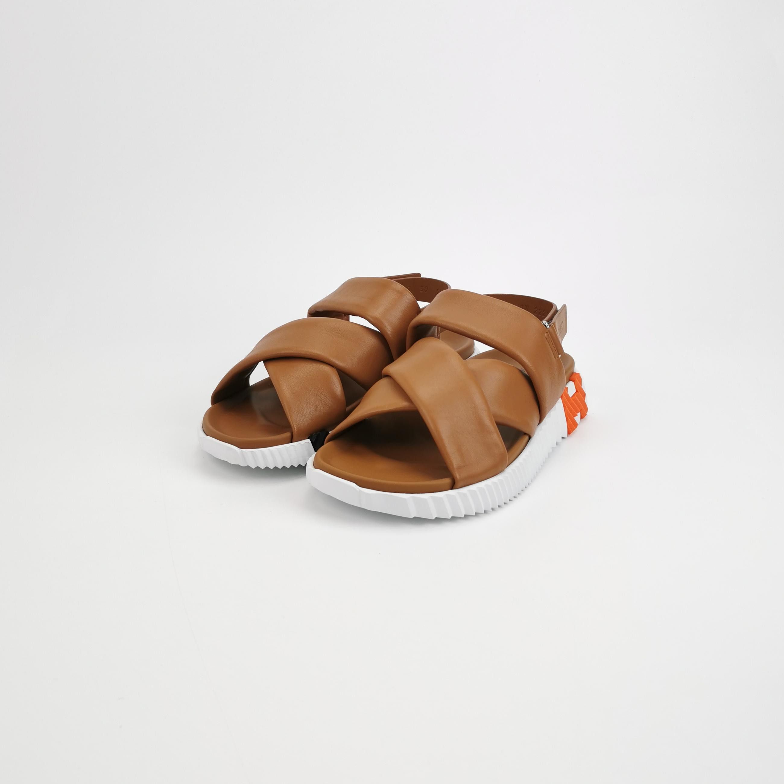 Hermes Hermes Women 9 Sandals Size US 9 / IT 39 - 2 Thumbnail