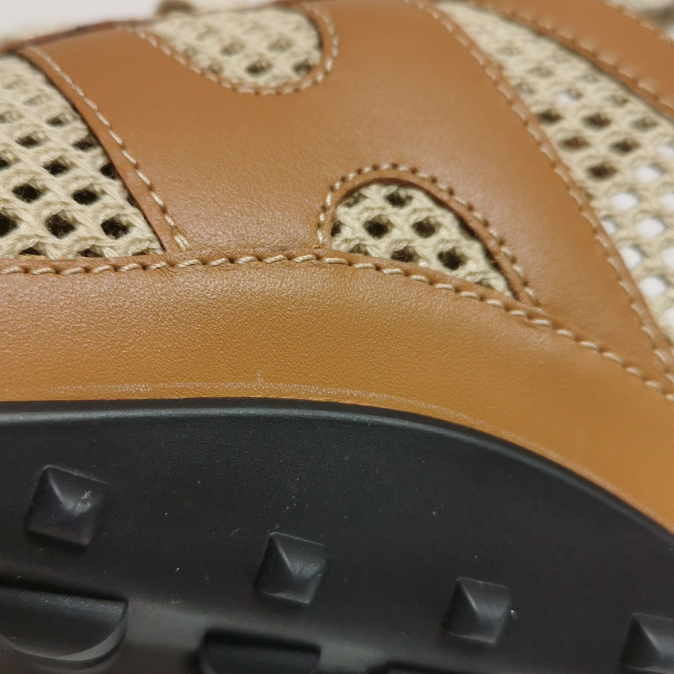 Hermes Hermes Women 7 Lowtop Sneakers Size US 7 / IT 37 - 2 Thumbnail
