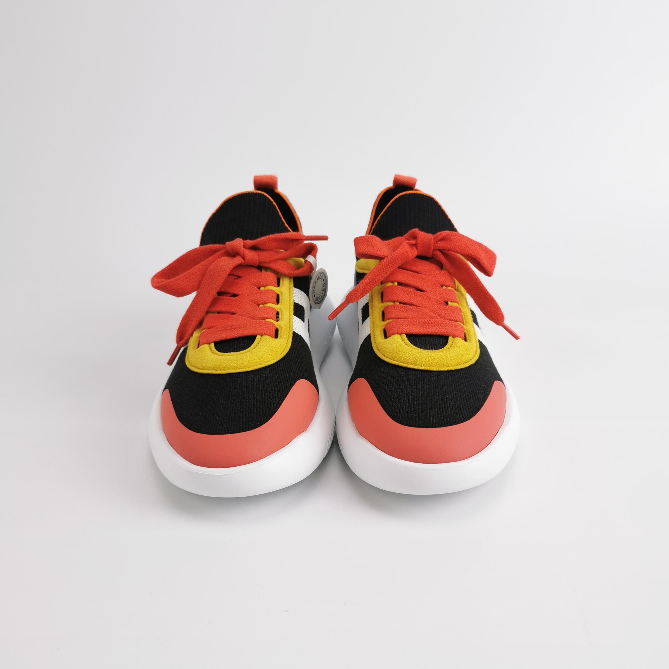 Hermes Hermes Women 7 Lowtop Sneakers Size US 7 / IT 37 - 3 Thumbnail