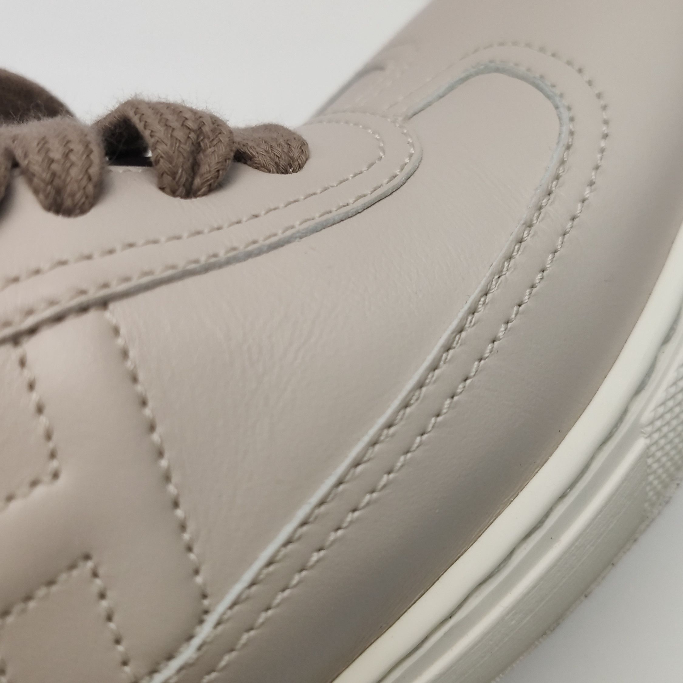Hermes Hermes Women 5-5 Lowtop Sneakers Size US 5.5 / IT 35.5 - 9 Thumbnail