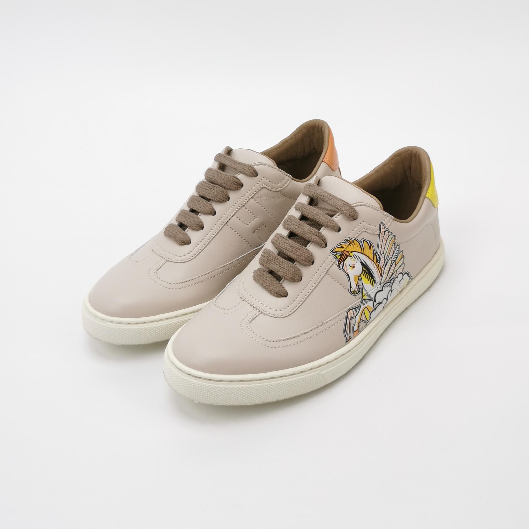 Hermes Hermes Women 5-5 Lowtop Sneakers Size US 5.5 / IT 35.5 - 2 Thumbnail
