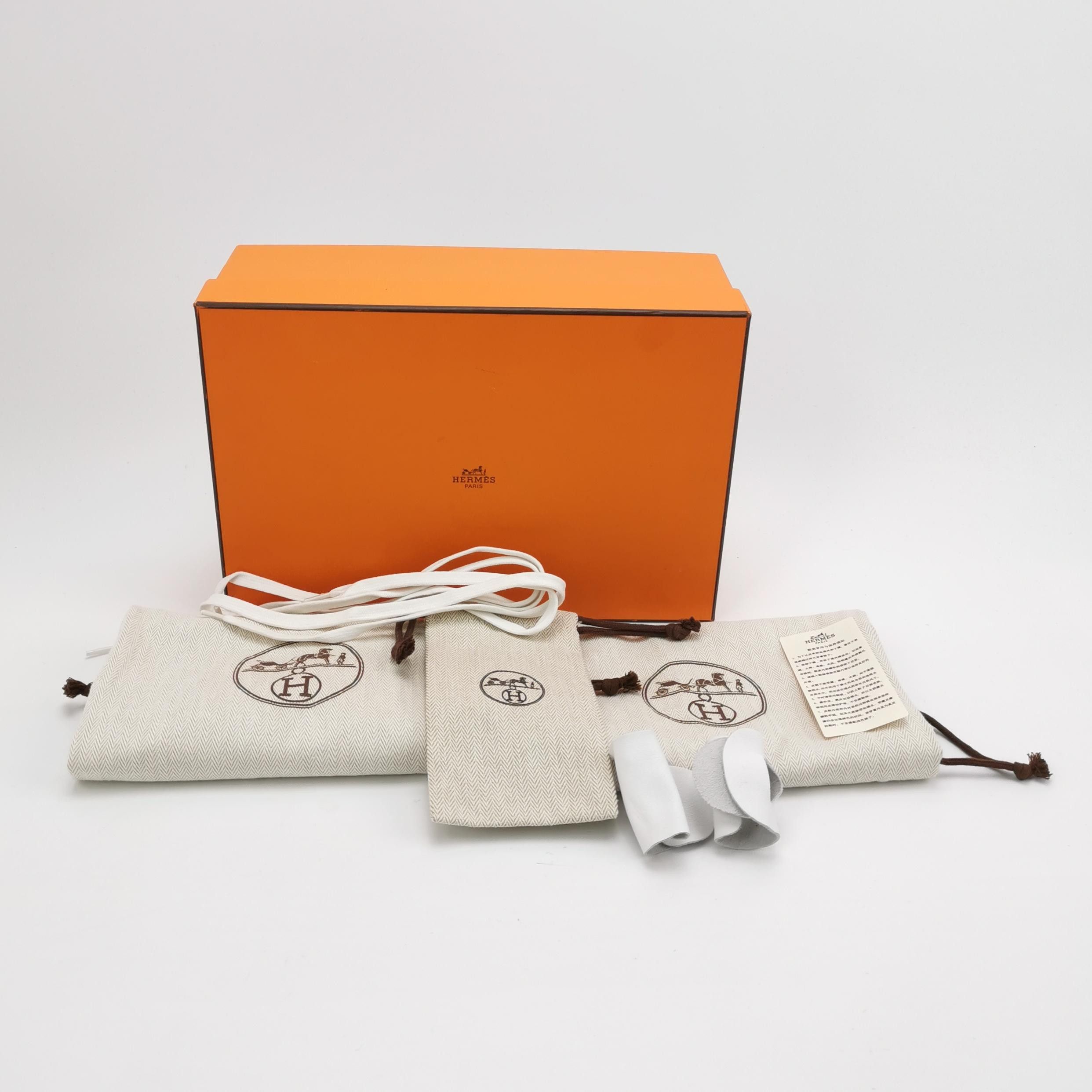 Hermes Hermes Women 6 Lowtop Sneakers Size US 6 / IT 36 - 7 Thumbnail
