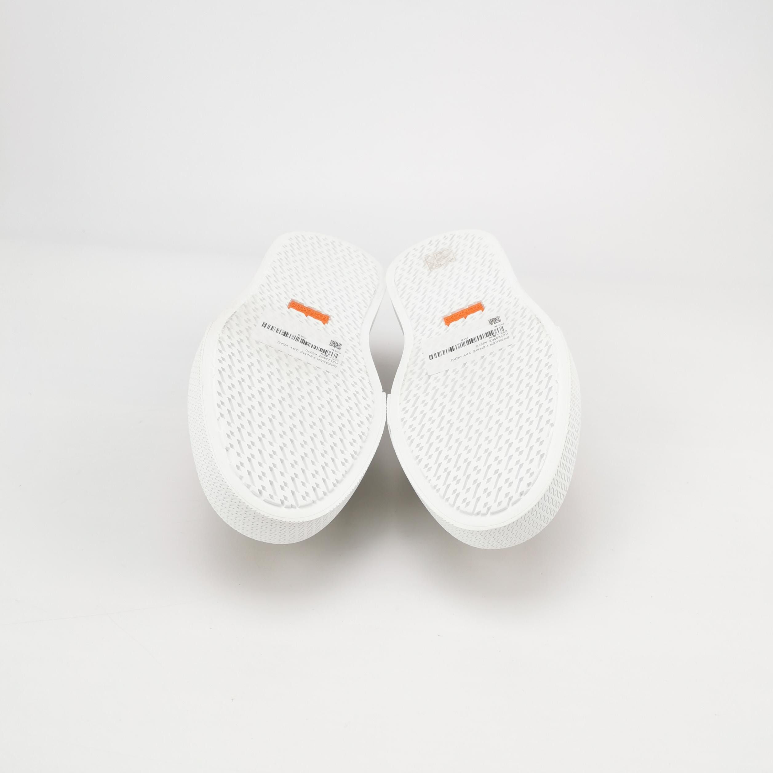 Hermes Hermes Women 7 Lowtop Sneakers Size US 7 / IT 37 - 5 Thumbnail