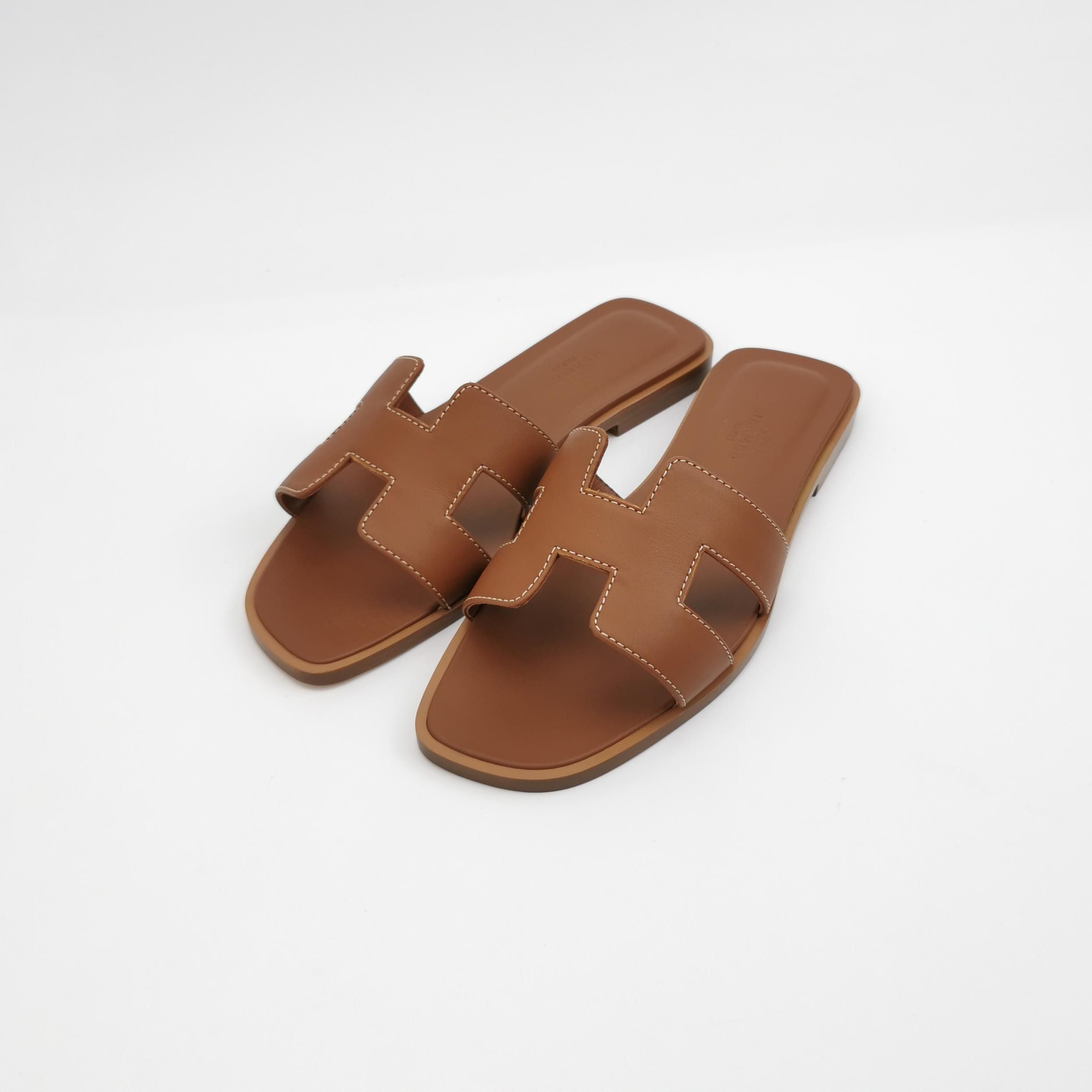Hermes Hermes Women it_34 Sandals Size US 4 / IT 34 - 2 Thumbnail