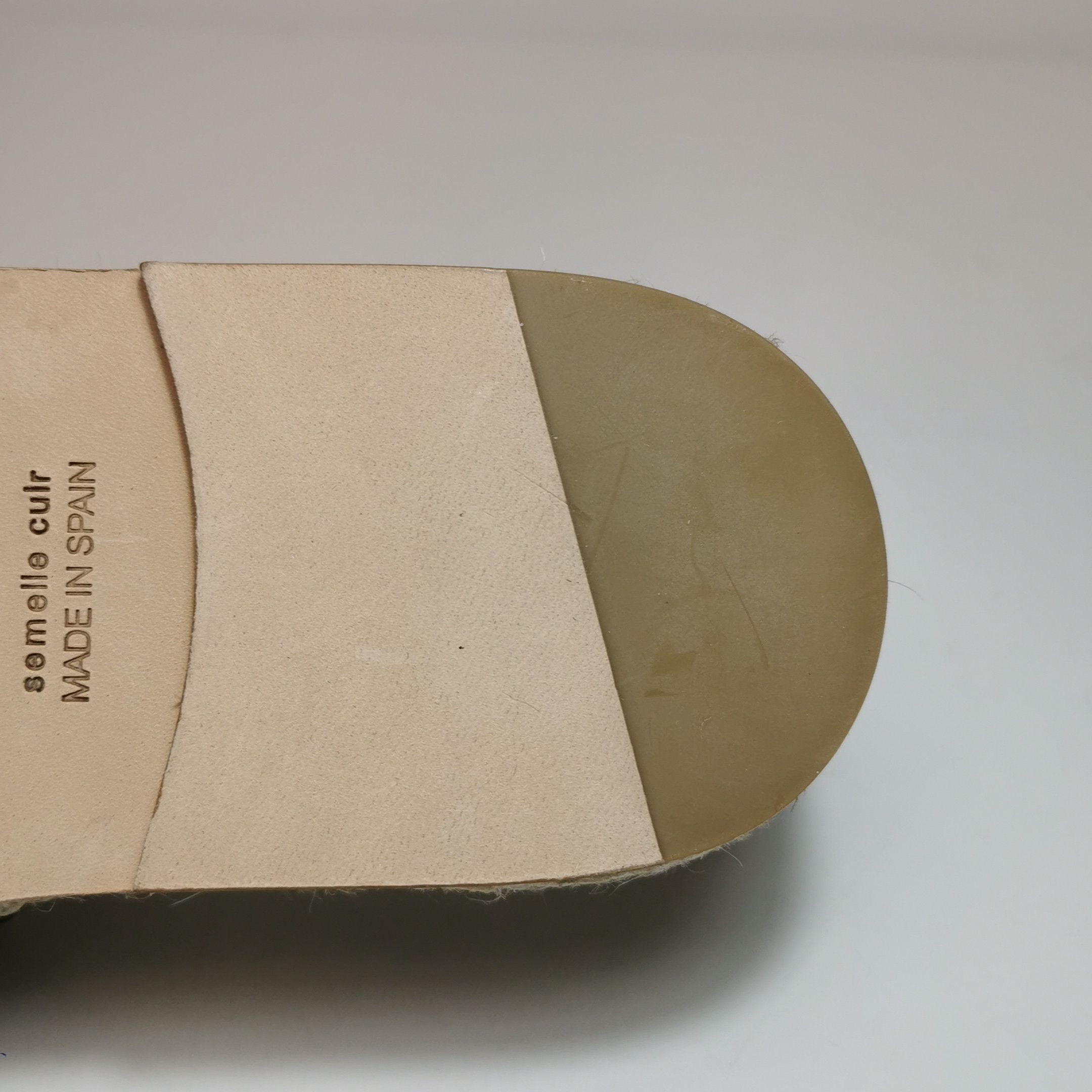 Hermes Hermes Women 10 Sandals Size US 10 / IT 40 - 7 Thumbnail