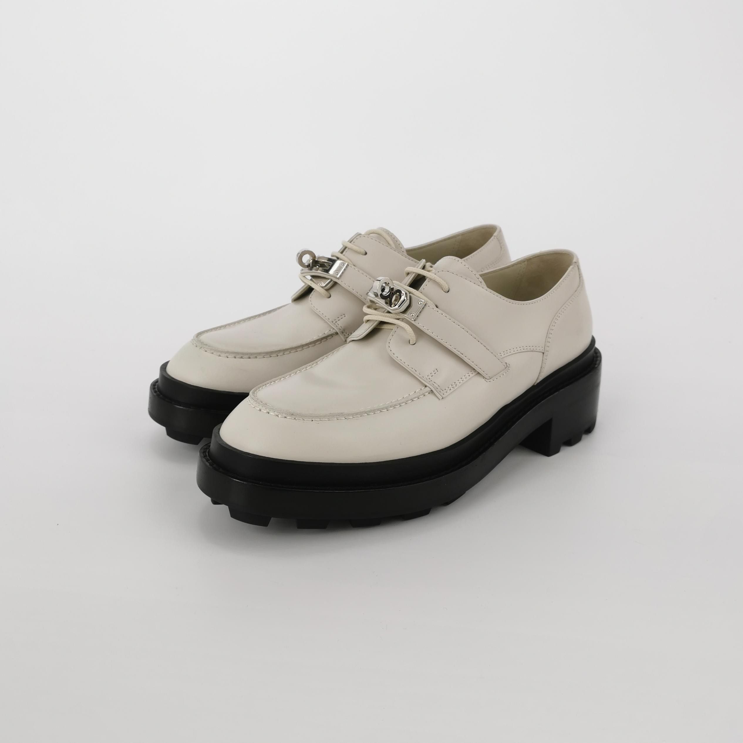 Hermes Hermes Women 7 Flats Size US 7 / IT 37 - 2 Thumbnail