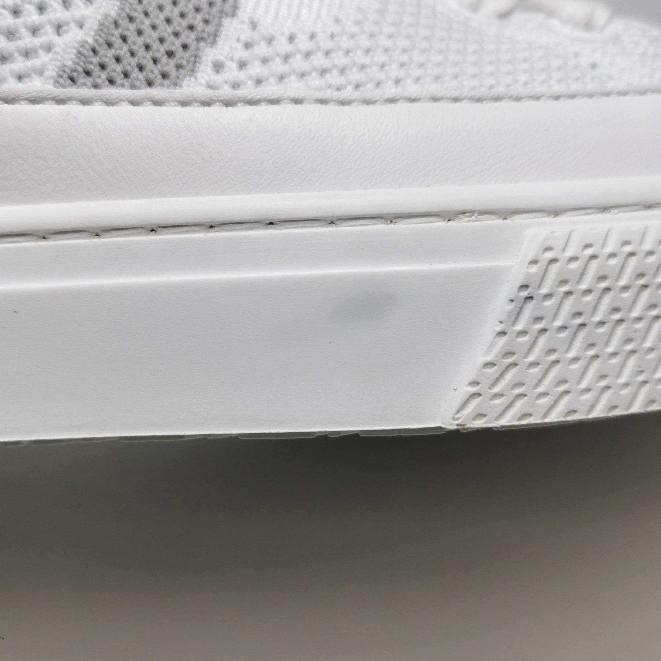 Hermes Hermes Women 6-5 Lowtop Sneakers Size US 6.5 / IT 36.5 - 8 Thumbnail