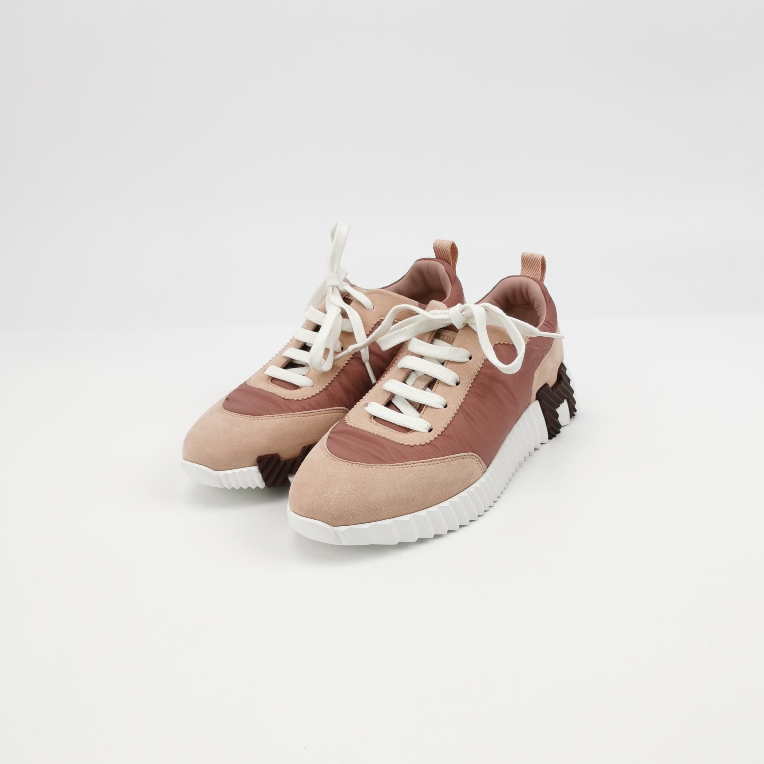 Hermes Hermes Women 6 Lowtop Sneakers Size US 6 / IT 36 - 2 Thumbnail