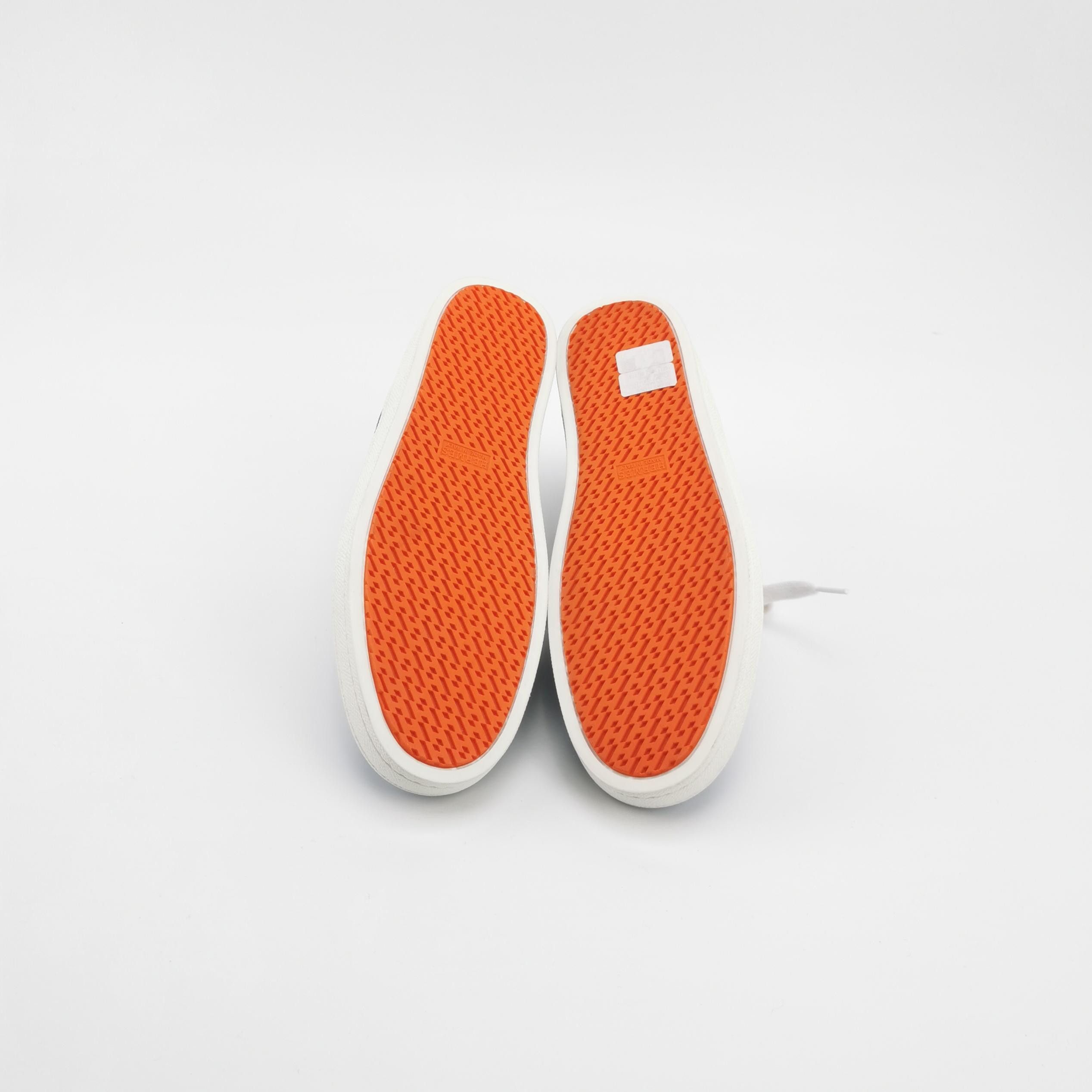 Hermes Hermes Women 7-5 Lowtop Sneakers Size US 7.5 / IT 37.5 - 5 Thumbnail