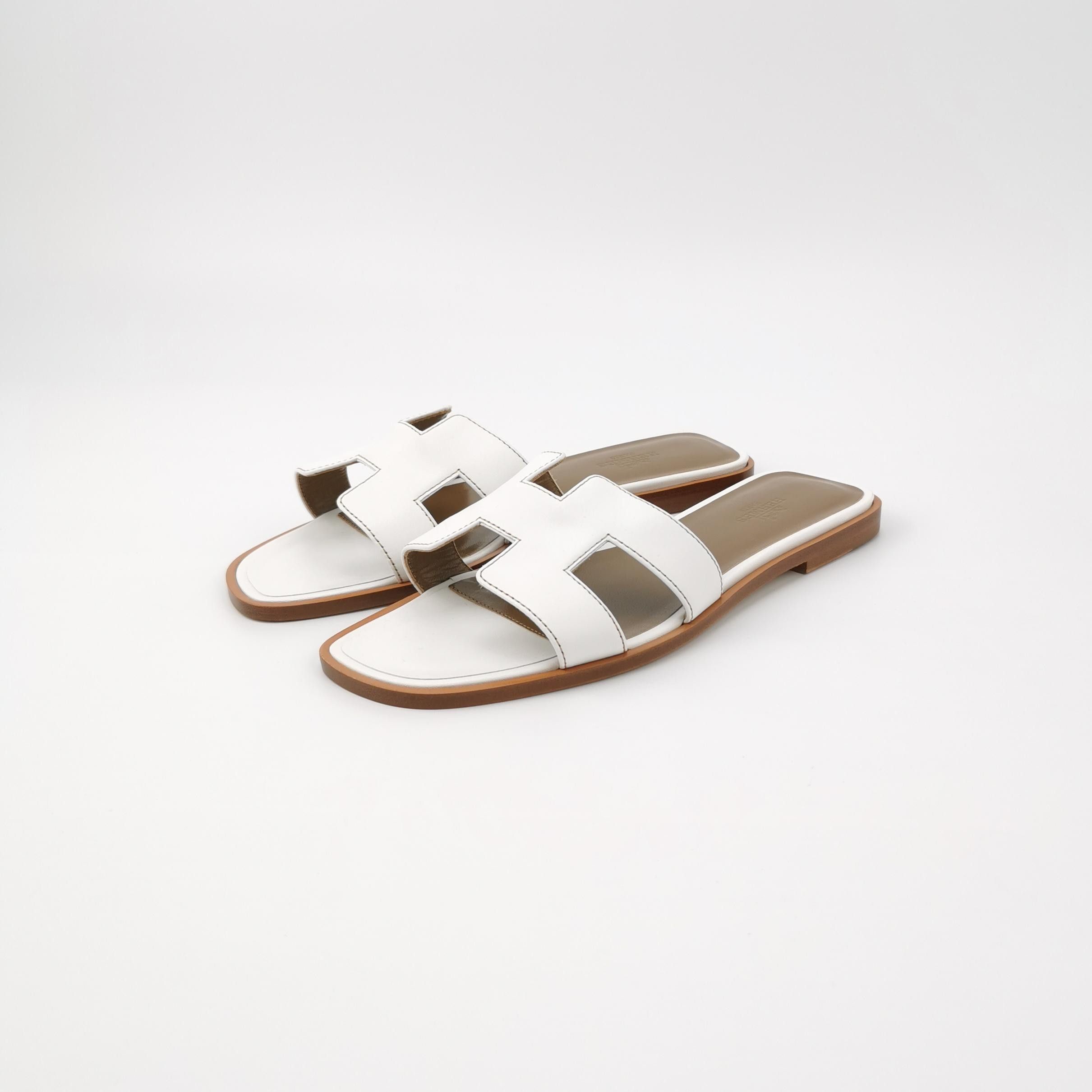 Hermes Hermes Women 7 Sandals Size US 7 / IT 37 - 2 Thumbnail