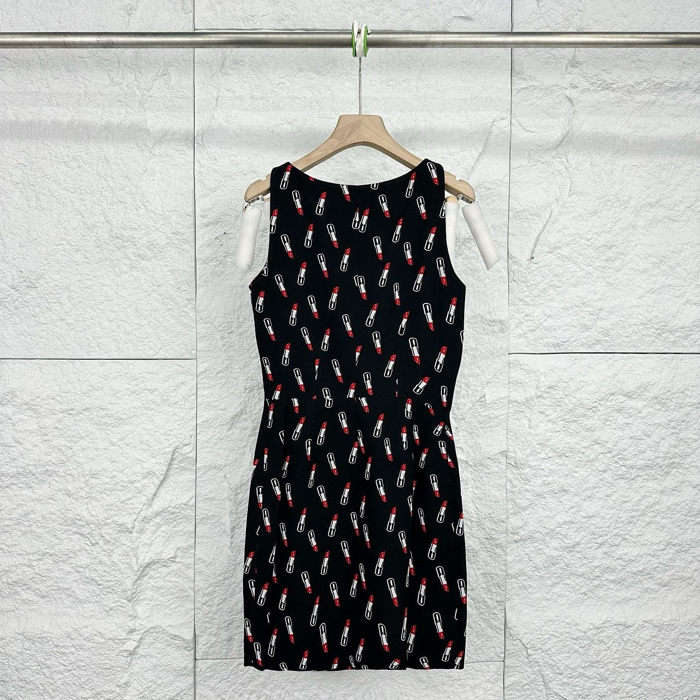 Saint Laurent Paris Saint Laurent Lipstick Print Sleeveless Dress Size 36 Size XS / US 0-2 / IT 36-38 - 2 Thumbnail