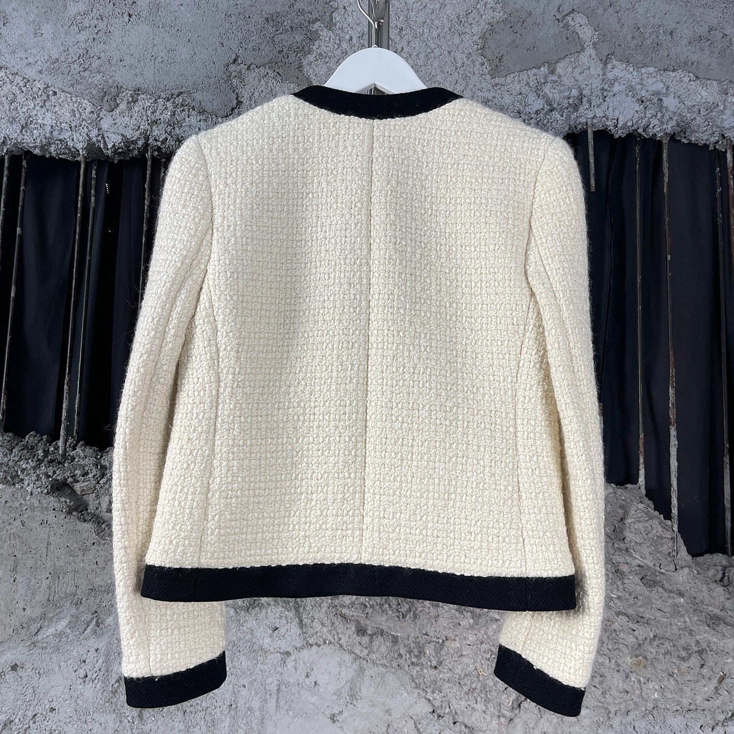 Saint Laurent Paris Saint Laurent Tweed Contrast Trim Jacket Size 36 Size XS / US 0-2 / IT 36-38 - 2 Thumbnail
