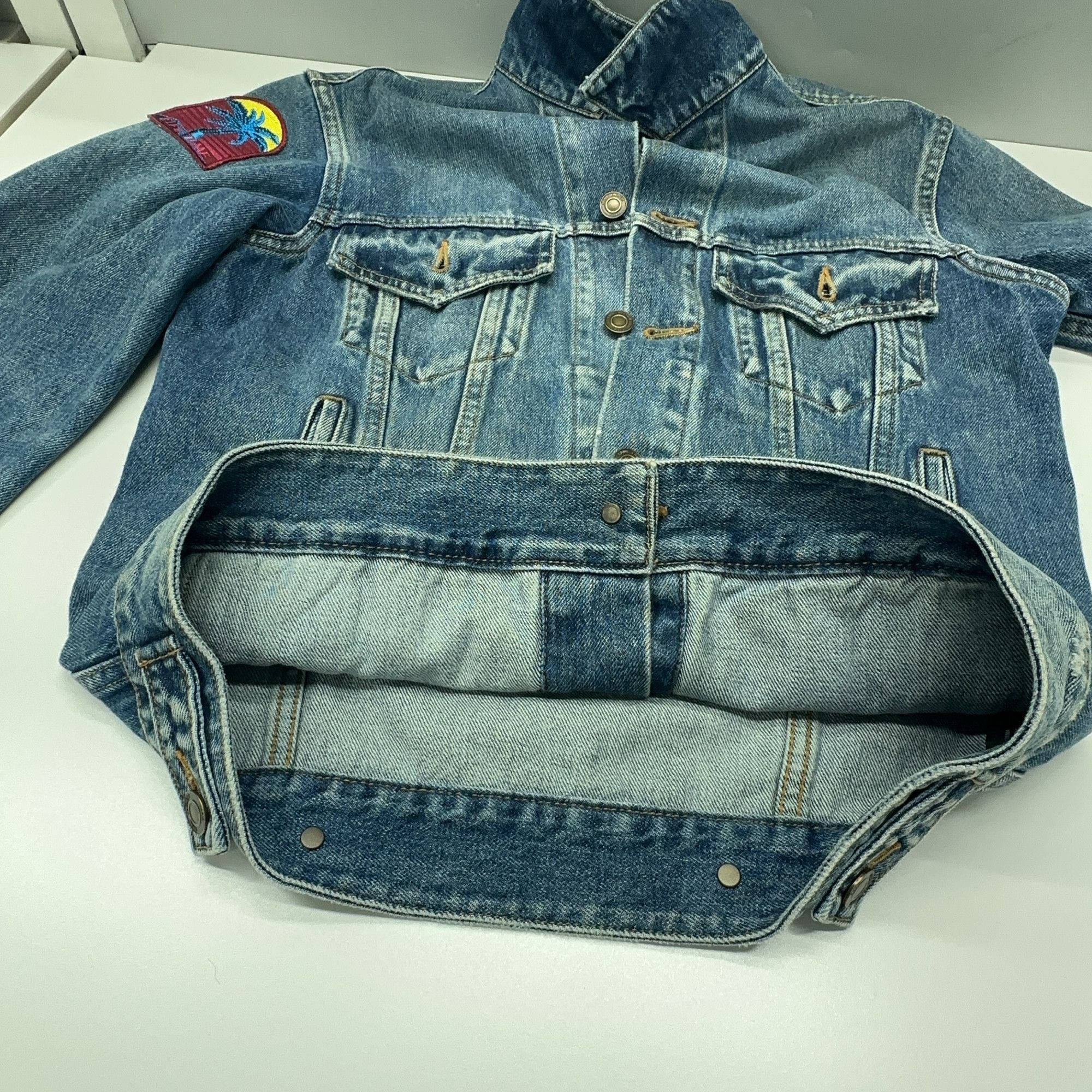 Saint Laurent Paris Saint Laurent Patch Denim Jacket Size S Size US S / EU 44-46 / 1 - 8 Thumbnail