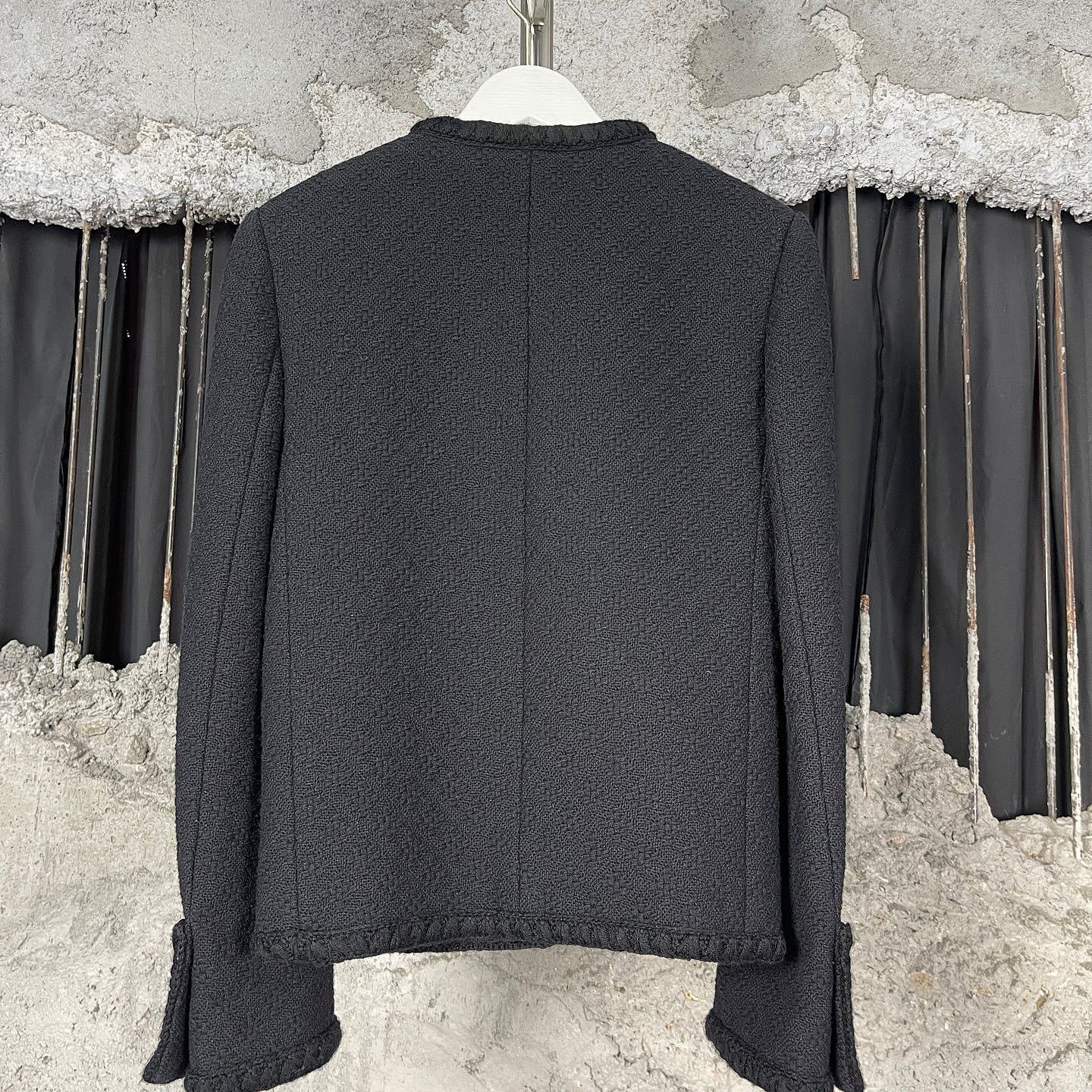 Saint Laurent Paris Saint Laurent Tweed Blazer Size F36 Size XS / US 0-2 / IT 36-38 - 2 Thumbnail