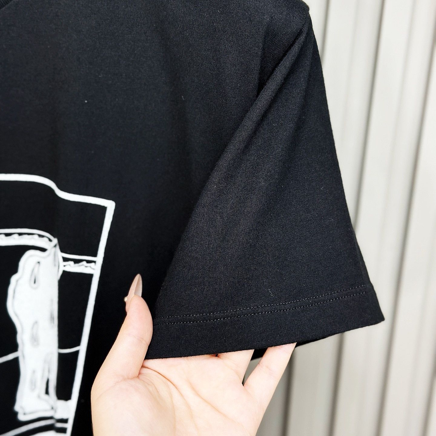 Saint Laurent Paris Saint Laurent Graphic Print T-Shirt Size L Size US L / EU 52-54 / 3 - 5 Thumbnail