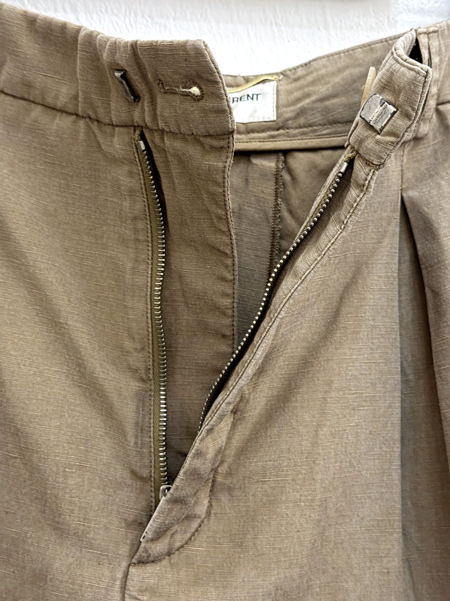 Saint Laurent Paris Saint Laurent Silk Linen Pleated Shorts F38 Size 27" / US 4 / IT 40 - 6 Thumbnail