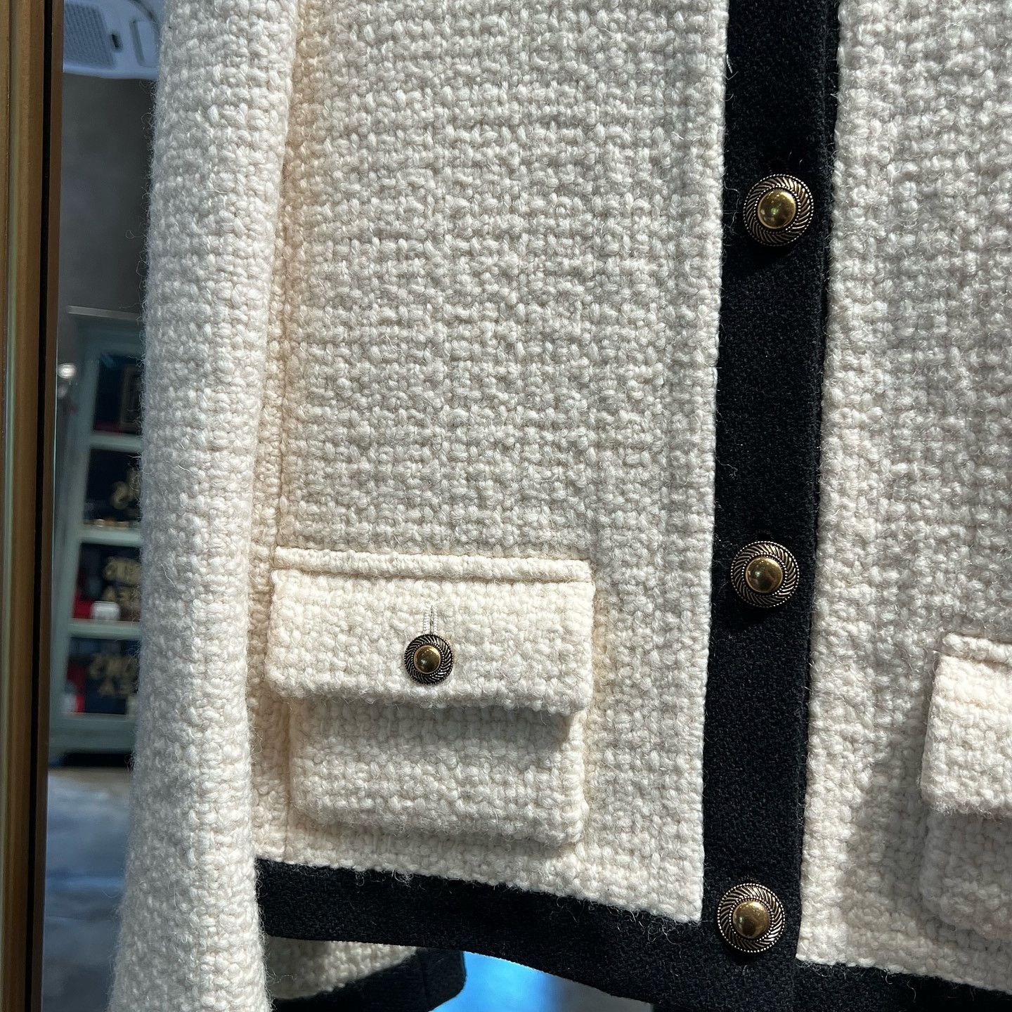 Saint Laurent Paris Saint Laurent Ivory Tweed Jacket Size 38 Size S / US 4 / IT 40 - 5 Thumbnail