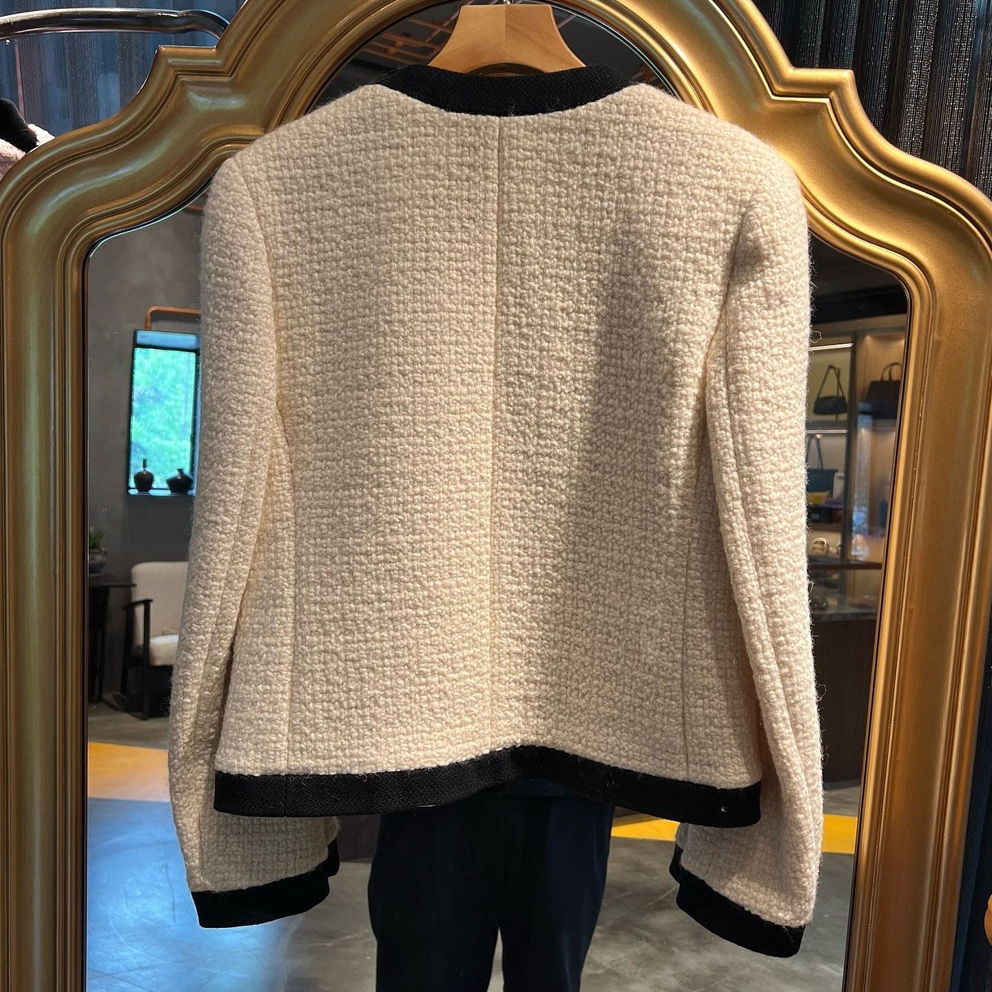 Saint Laurent Paris Saint Laurent Ivory Tweed Jacket Size 38 Size S / US 4 / IT 40 - 2 Thumbnail