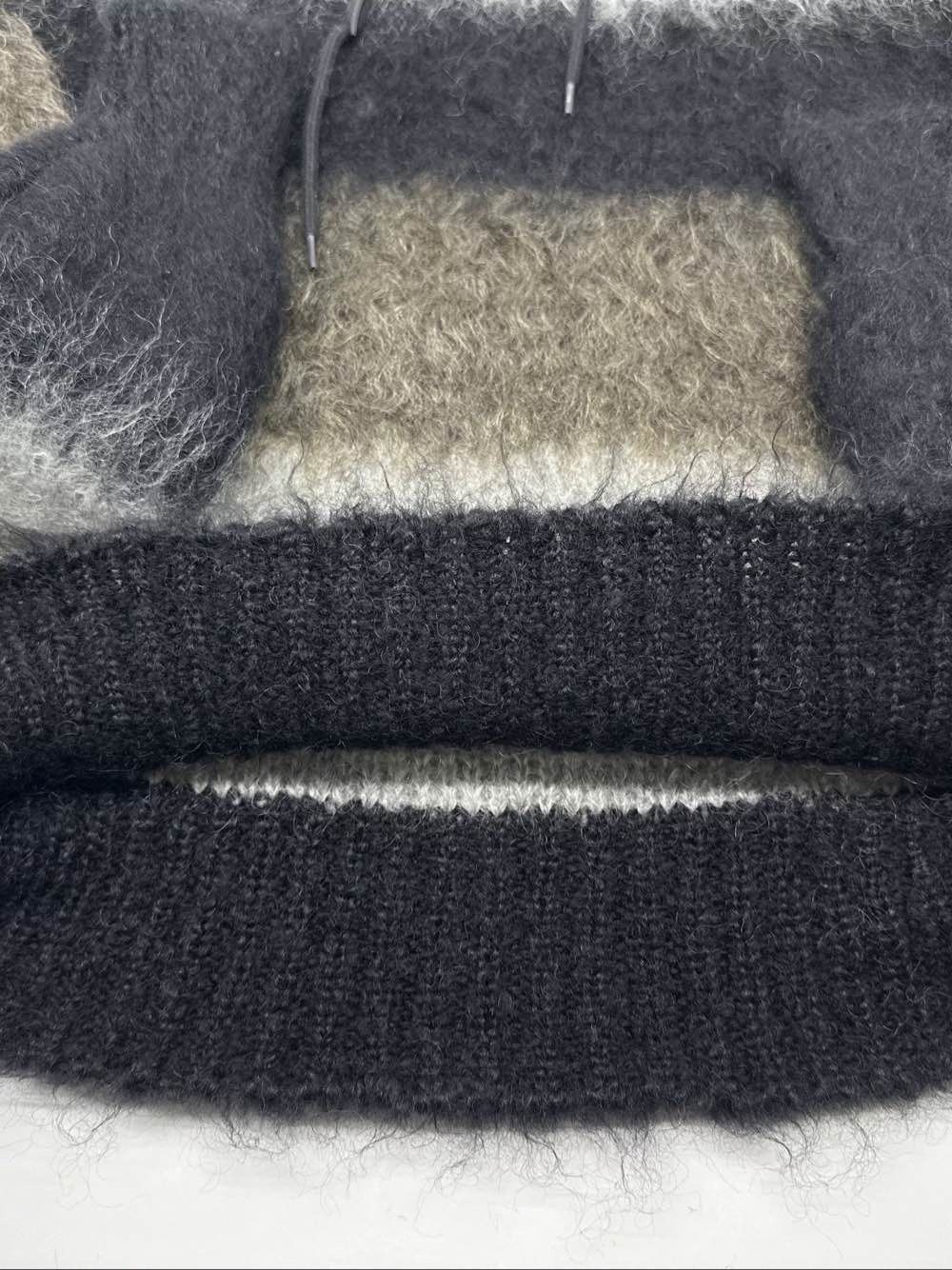 Saint Laurent Paris Saint Laurent Striped Mohair Sweater Size XS Size XS / US 0-2 / IT 36-38 - 6 Thumbnail