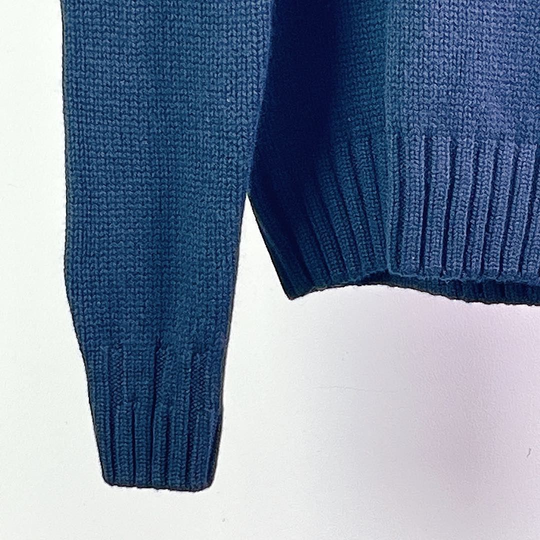 Saint Laurent Paris Saint Laurent Heart Patch Cashmere Sweater Size S Size S / US 4 / IT 40 - 5 Thumbnail